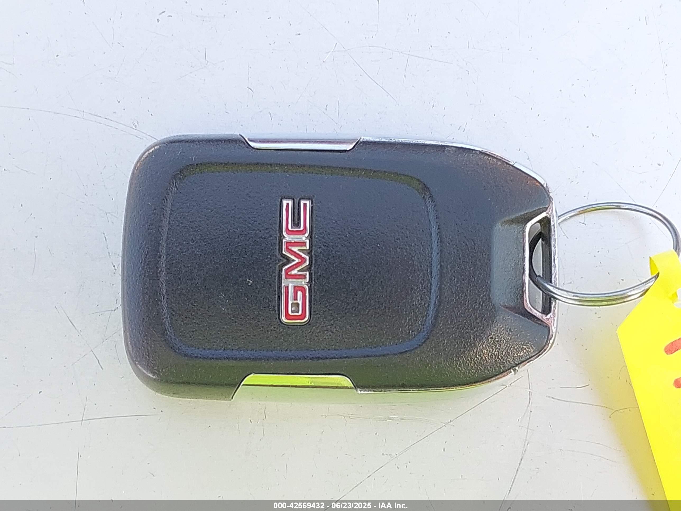 GMC ACADIA image 11