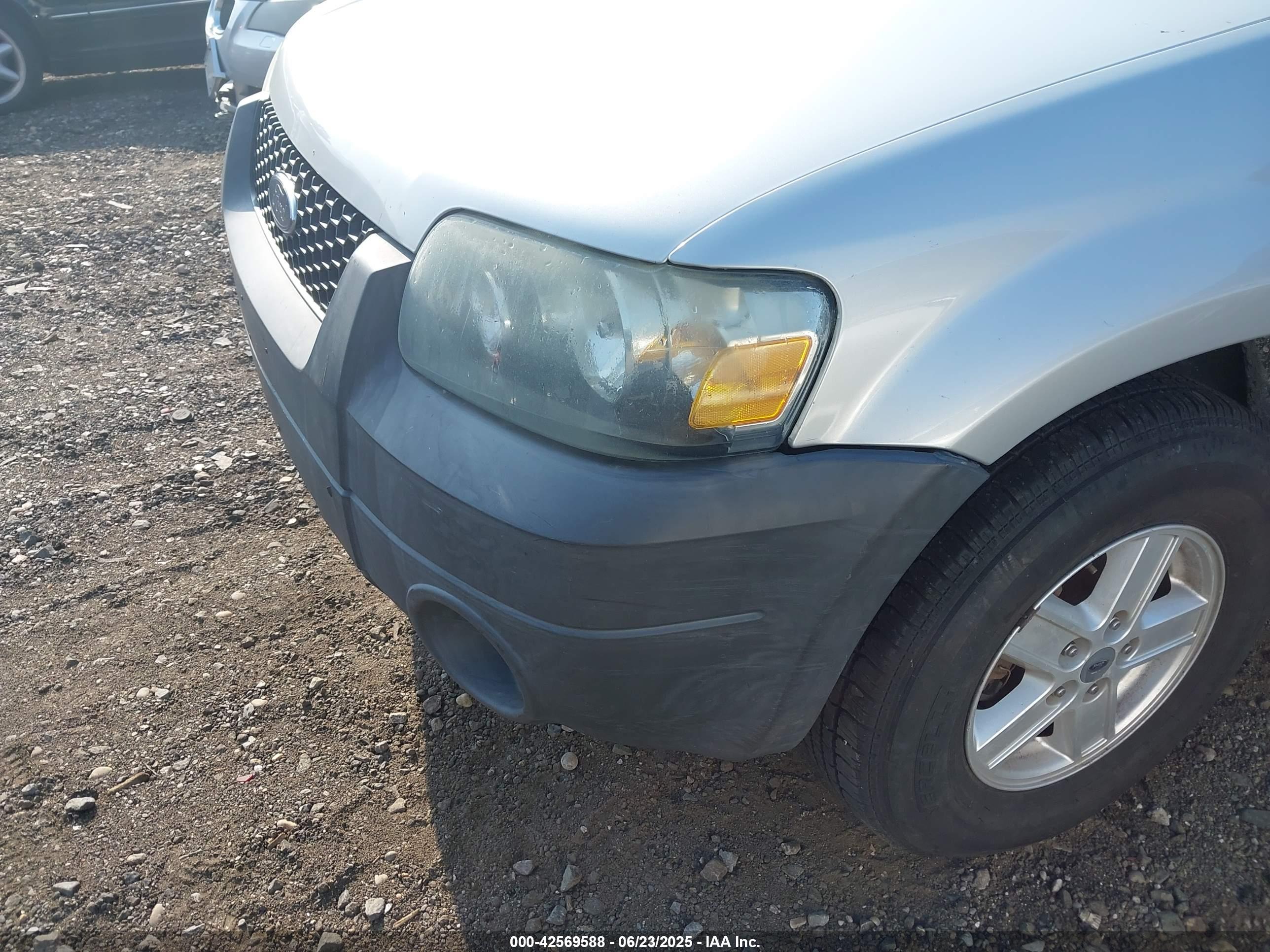 FORD ESCAPE image 6