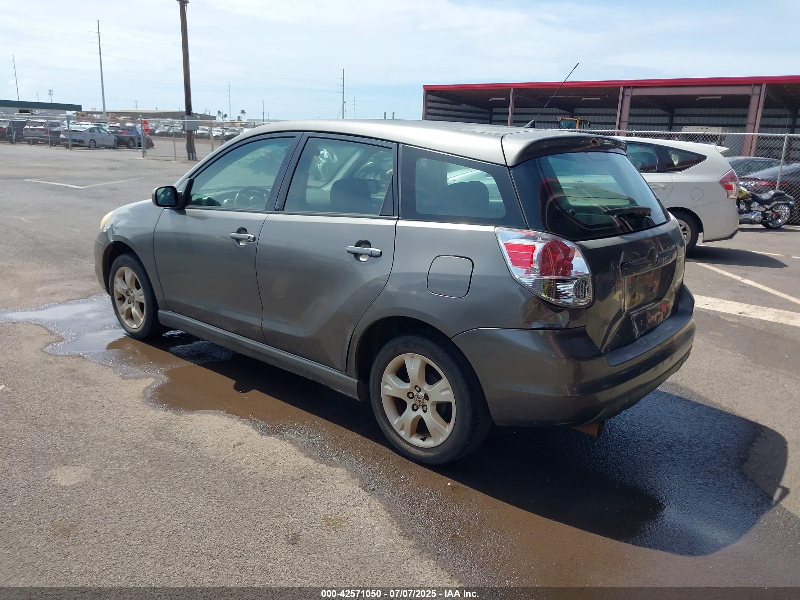TOYOTA MATRIX image 3