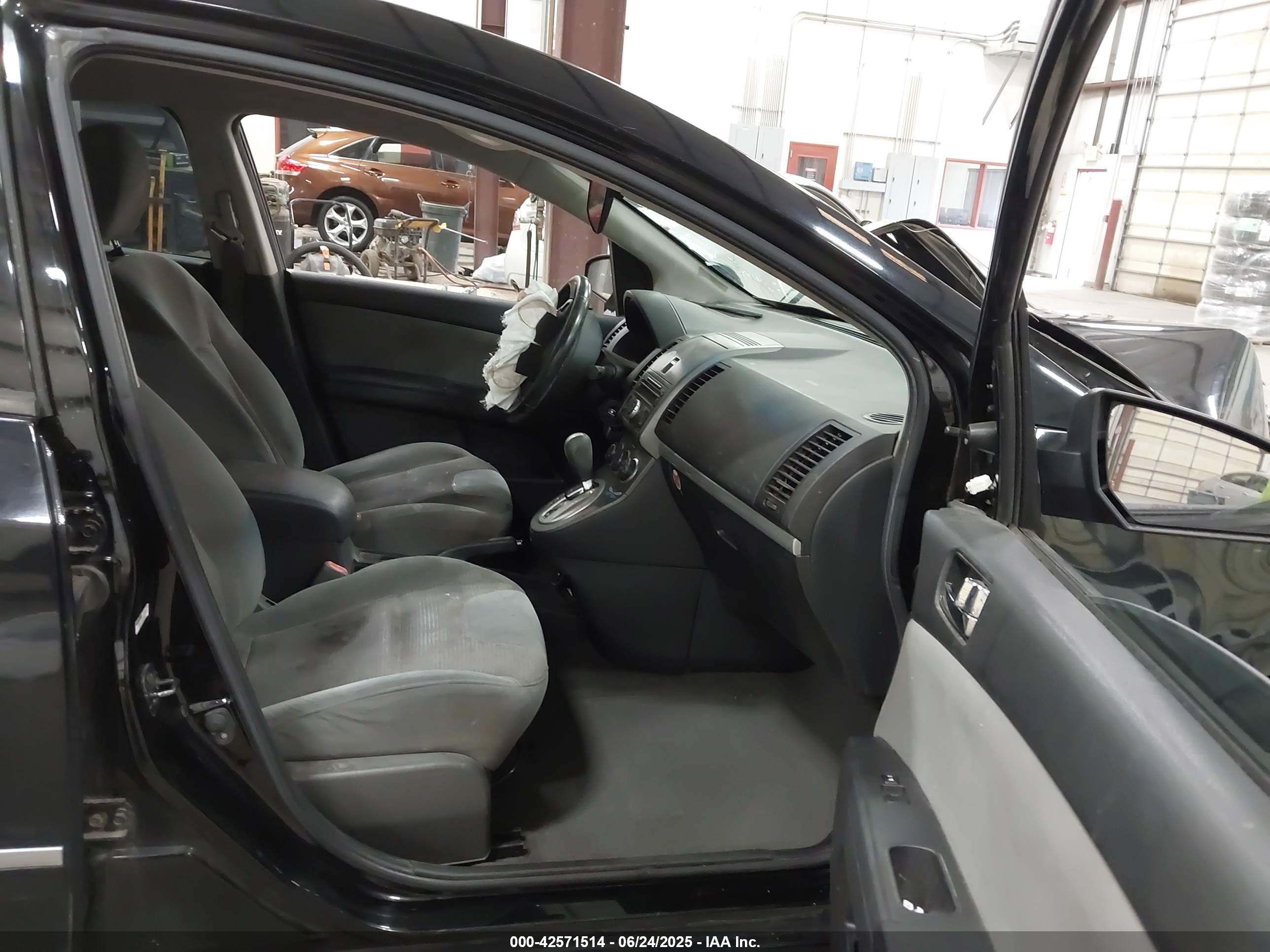 NISSAN SENTRA image 5