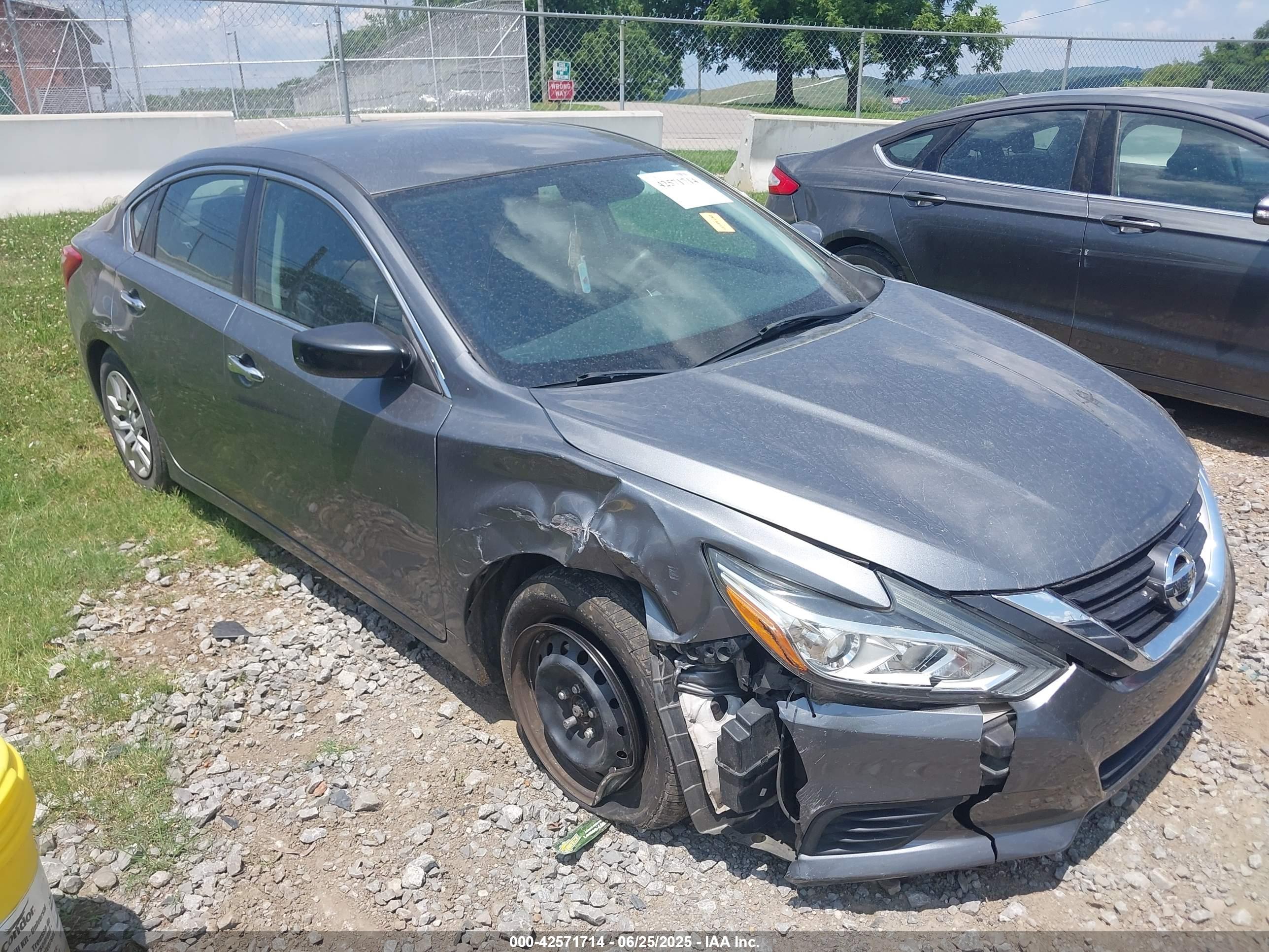 NISSAN ALTIMA image 6