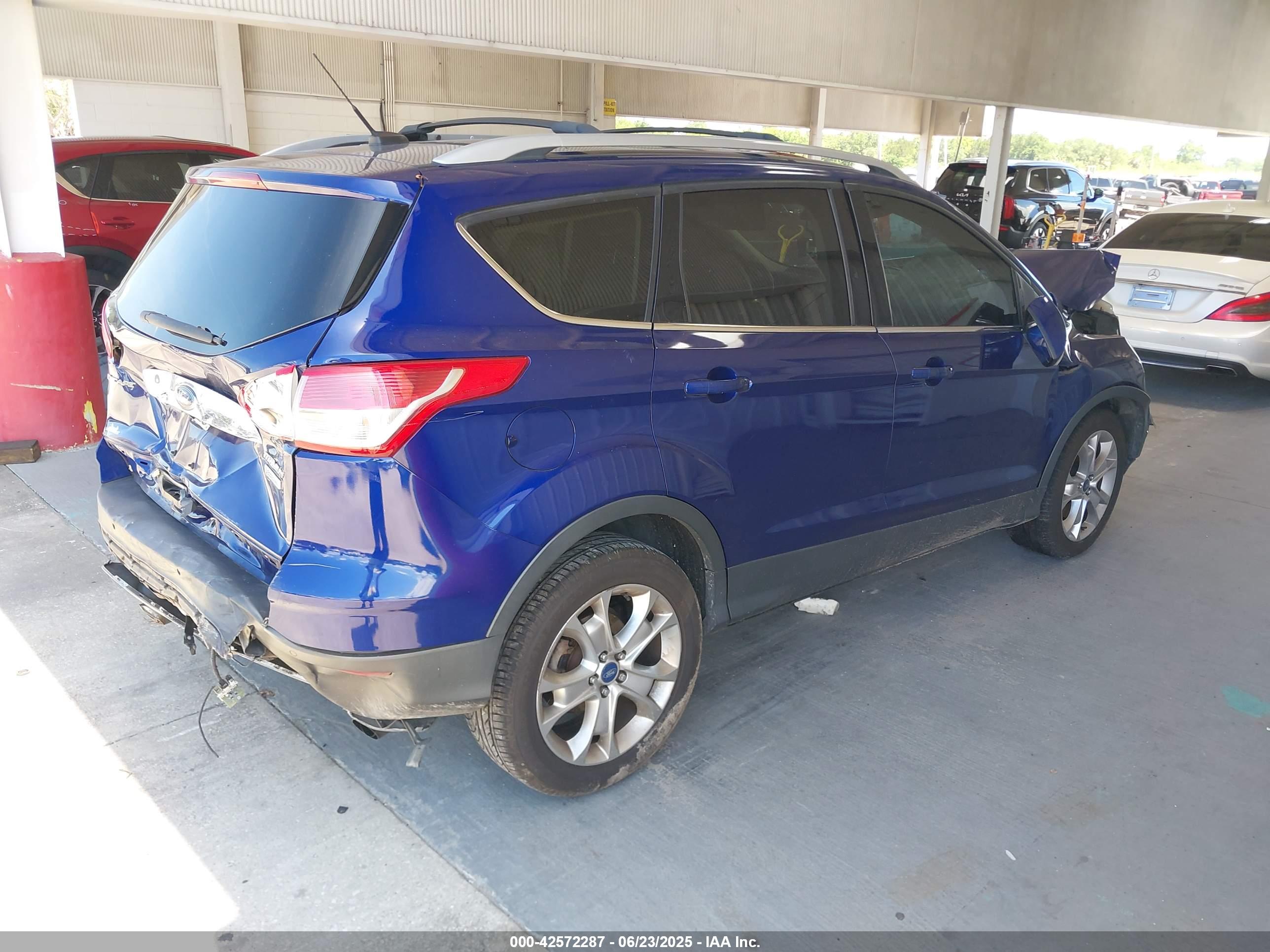 FORD ESCAPE image 4