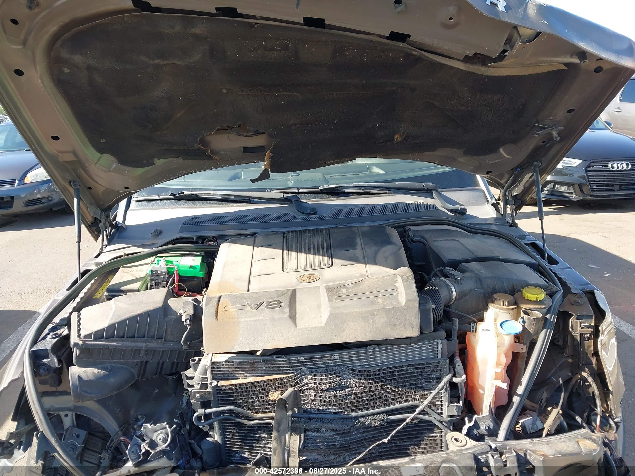 LAND ROVER image 10