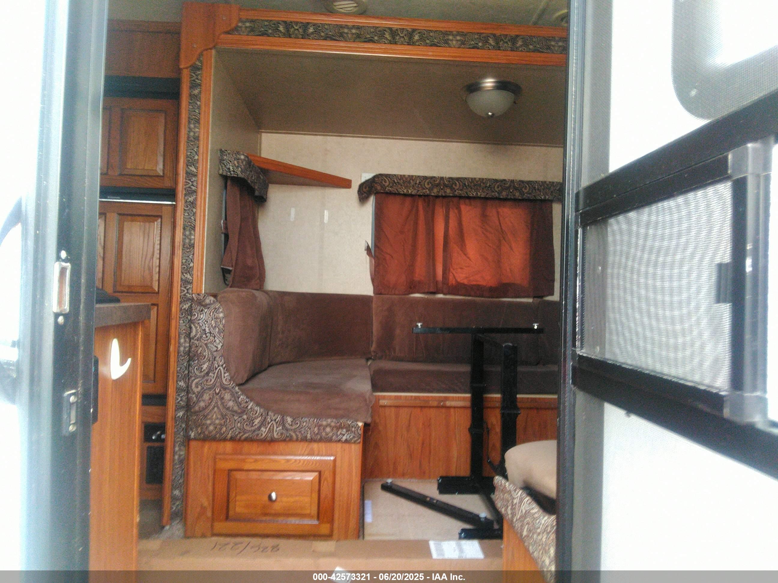 ROCK COACH image 7