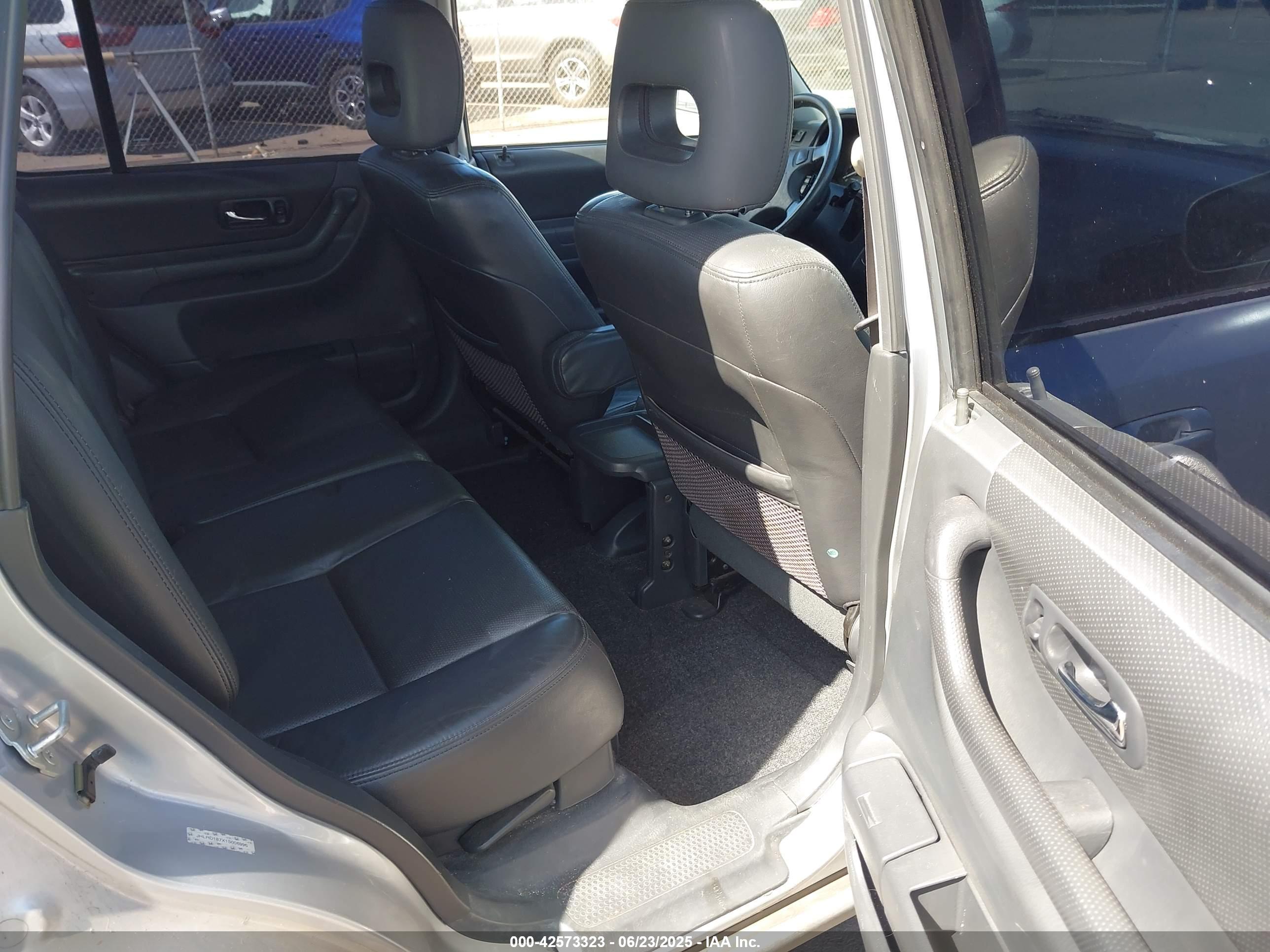 HONDA CR-V image 8