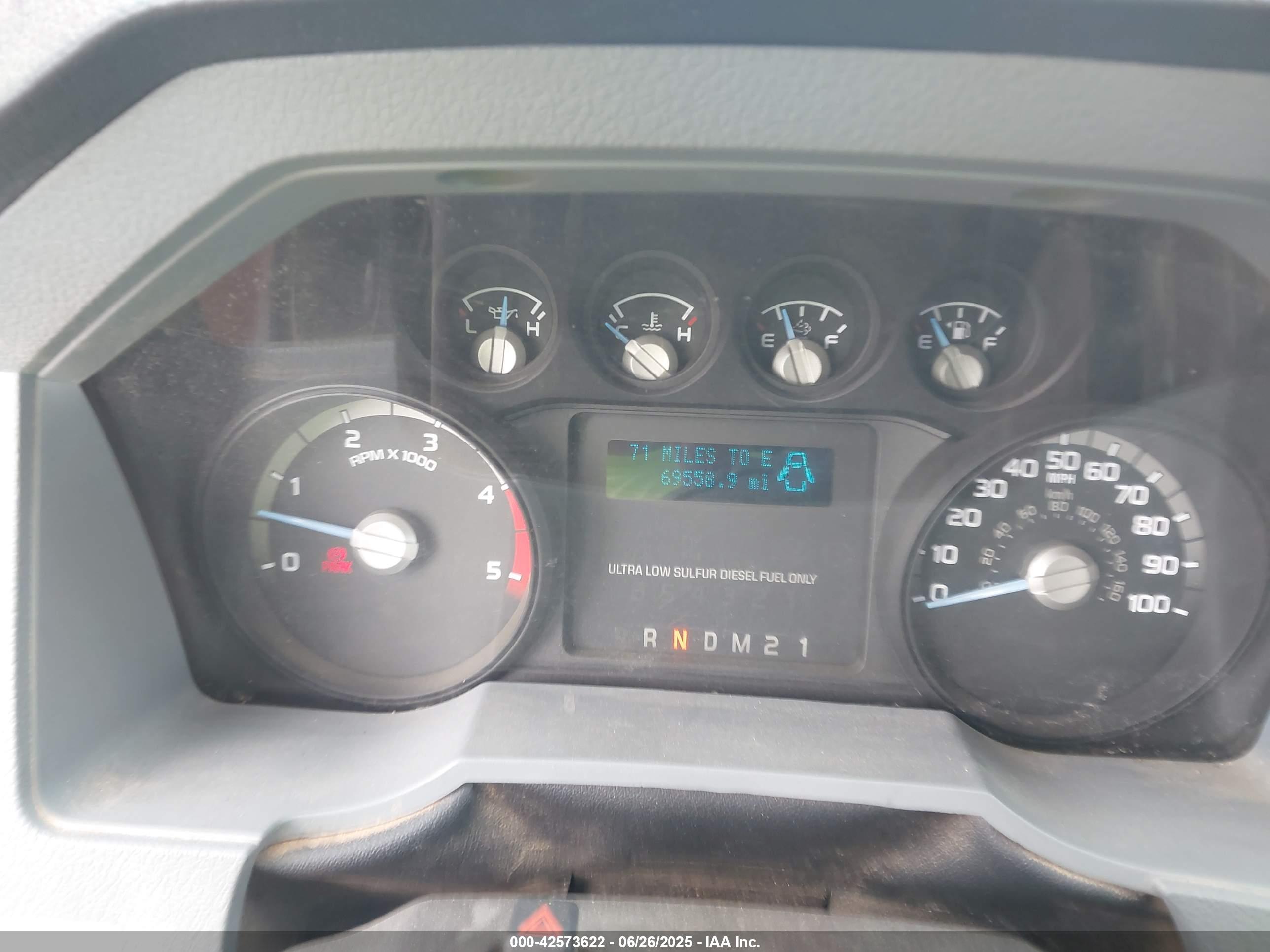 FORD F-750 image 6