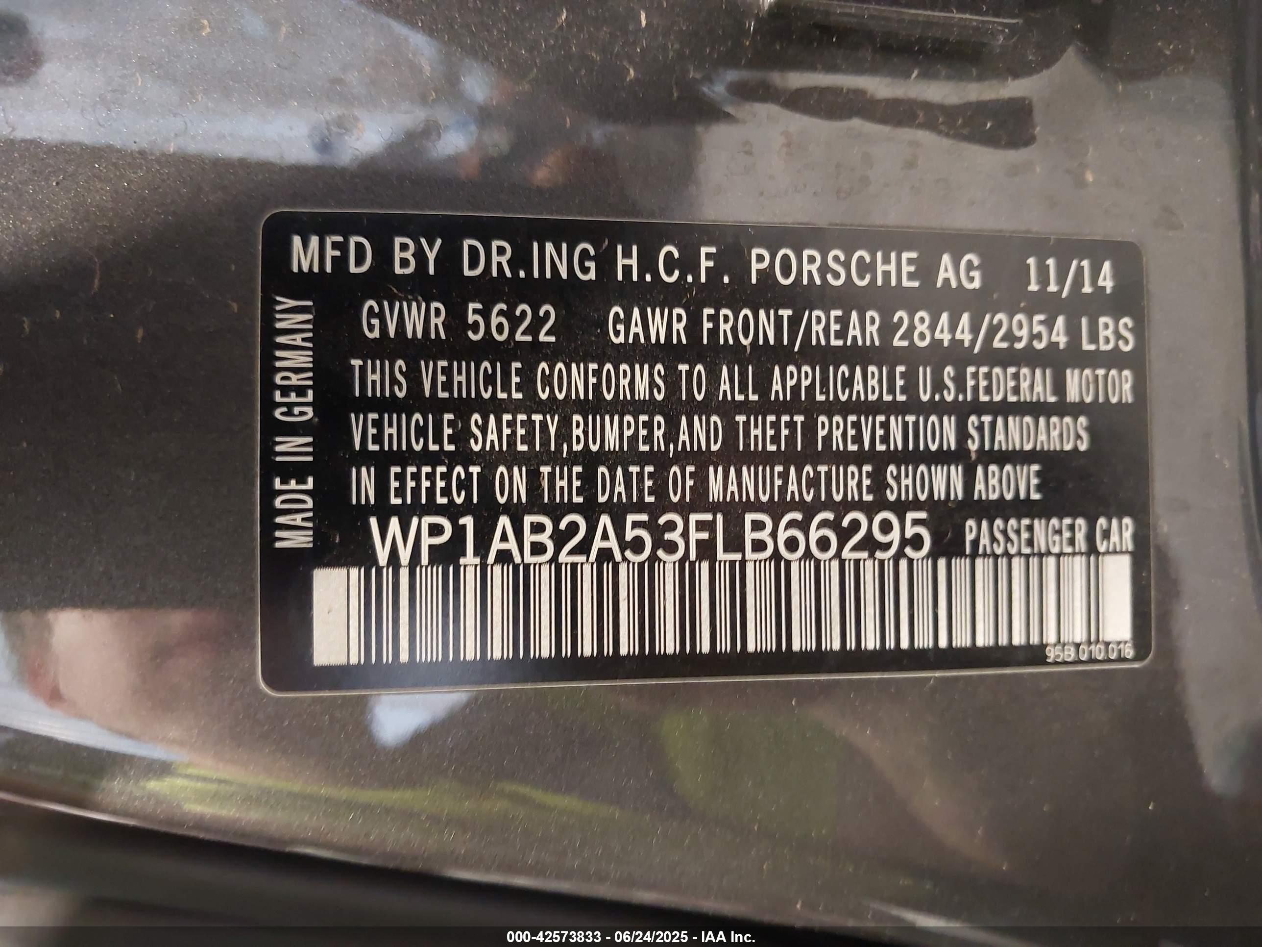 PORSCHE MACAN image 9