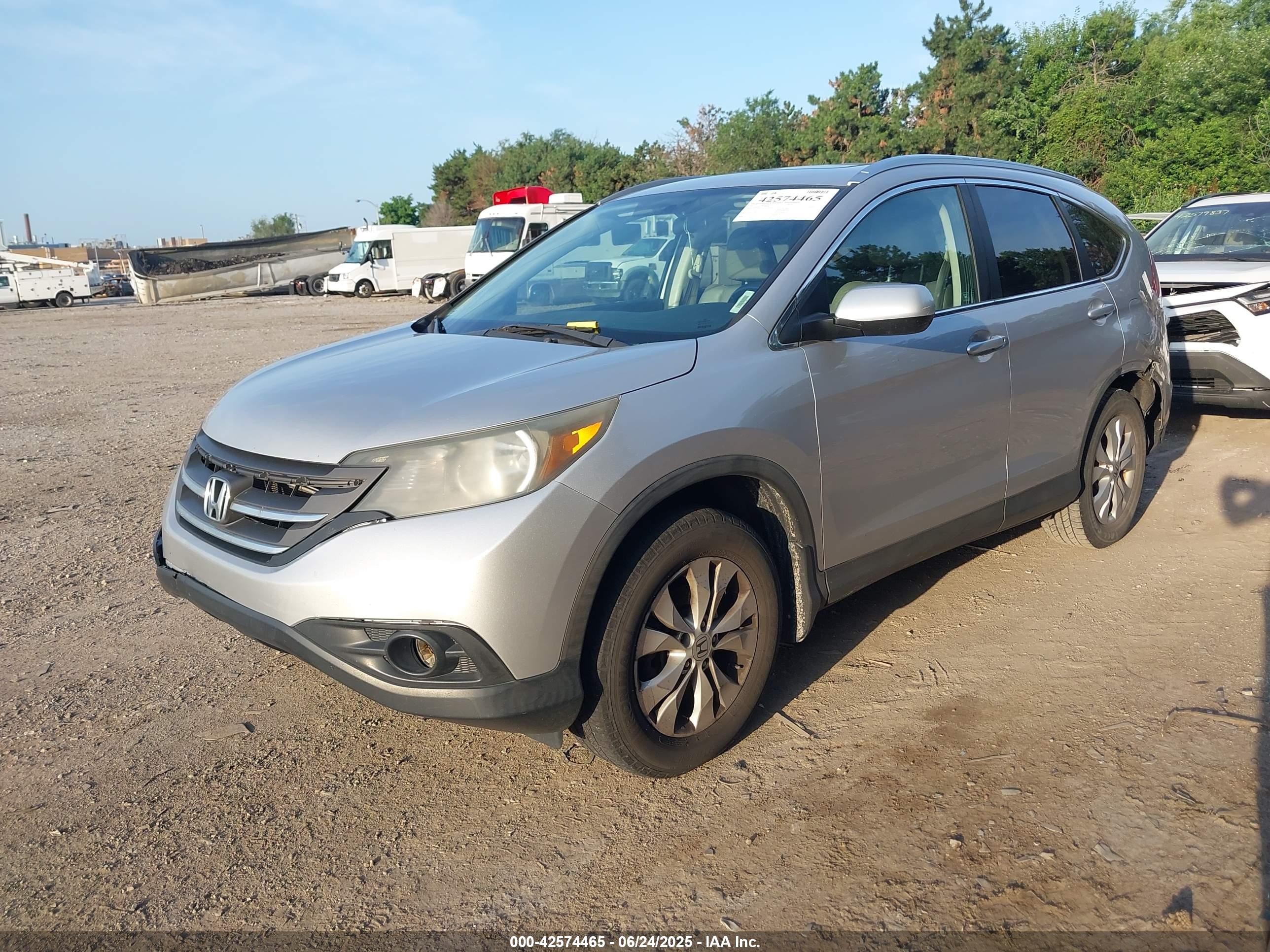 HONDA CR-V image 2