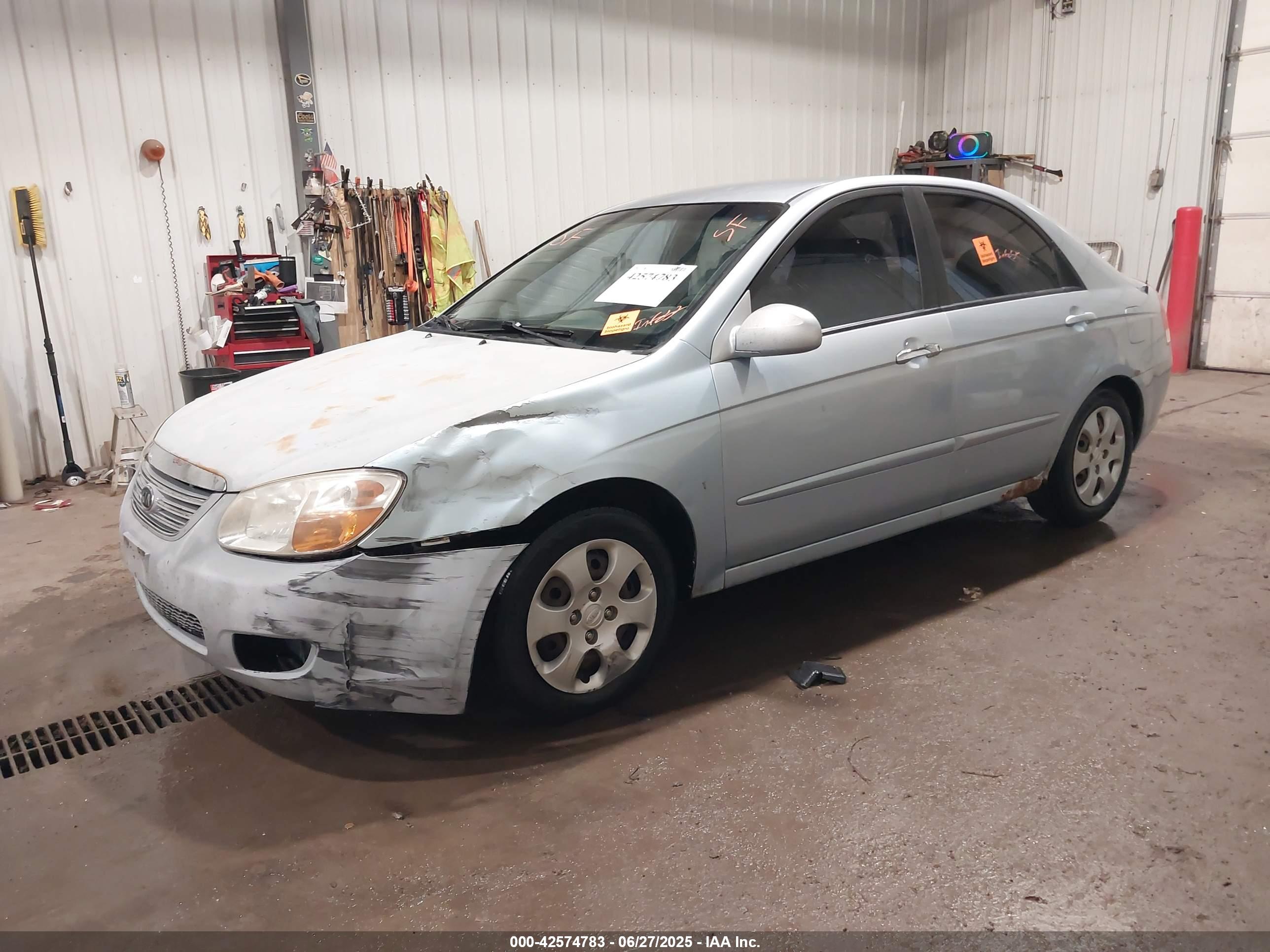KIA SPECTRA image 2