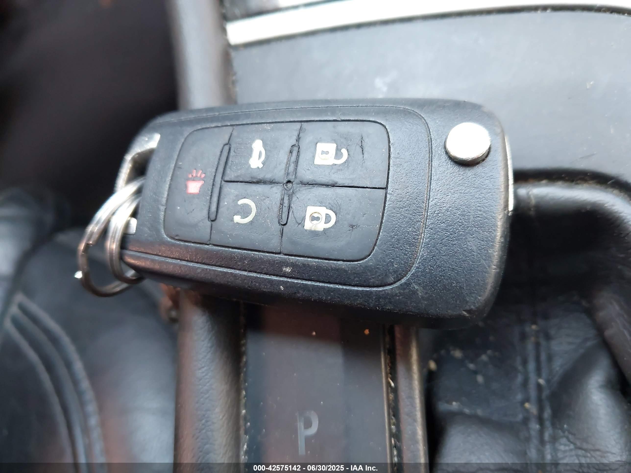 BUICK LACROSSE image 11