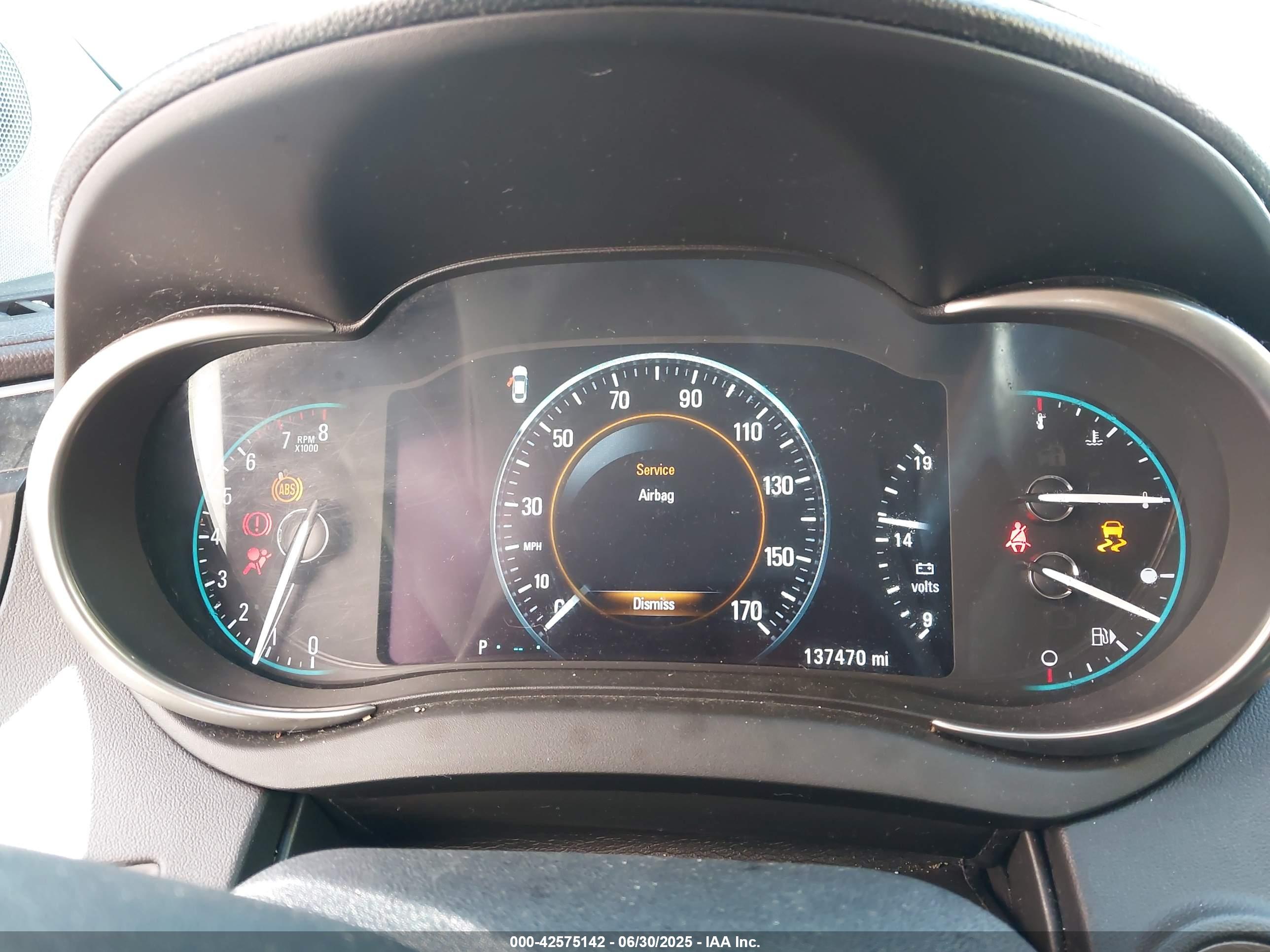 BUICK LACROSSE image 7