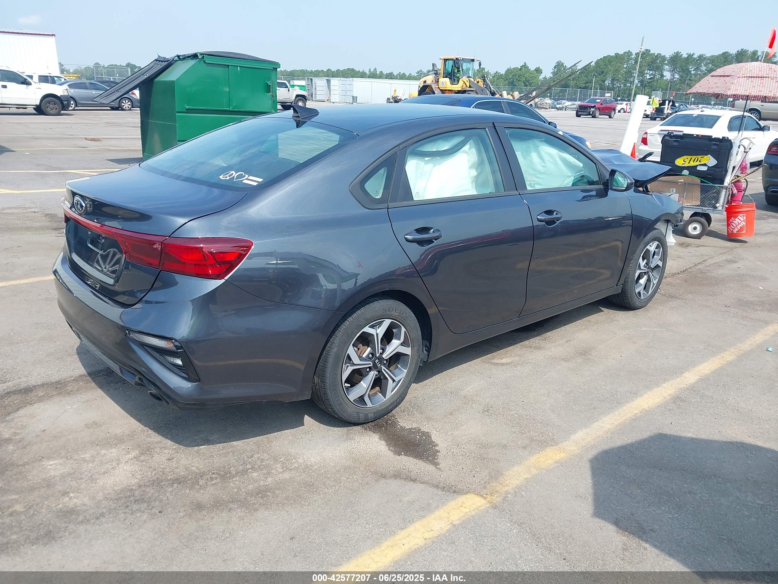 KIA FORTE image 4