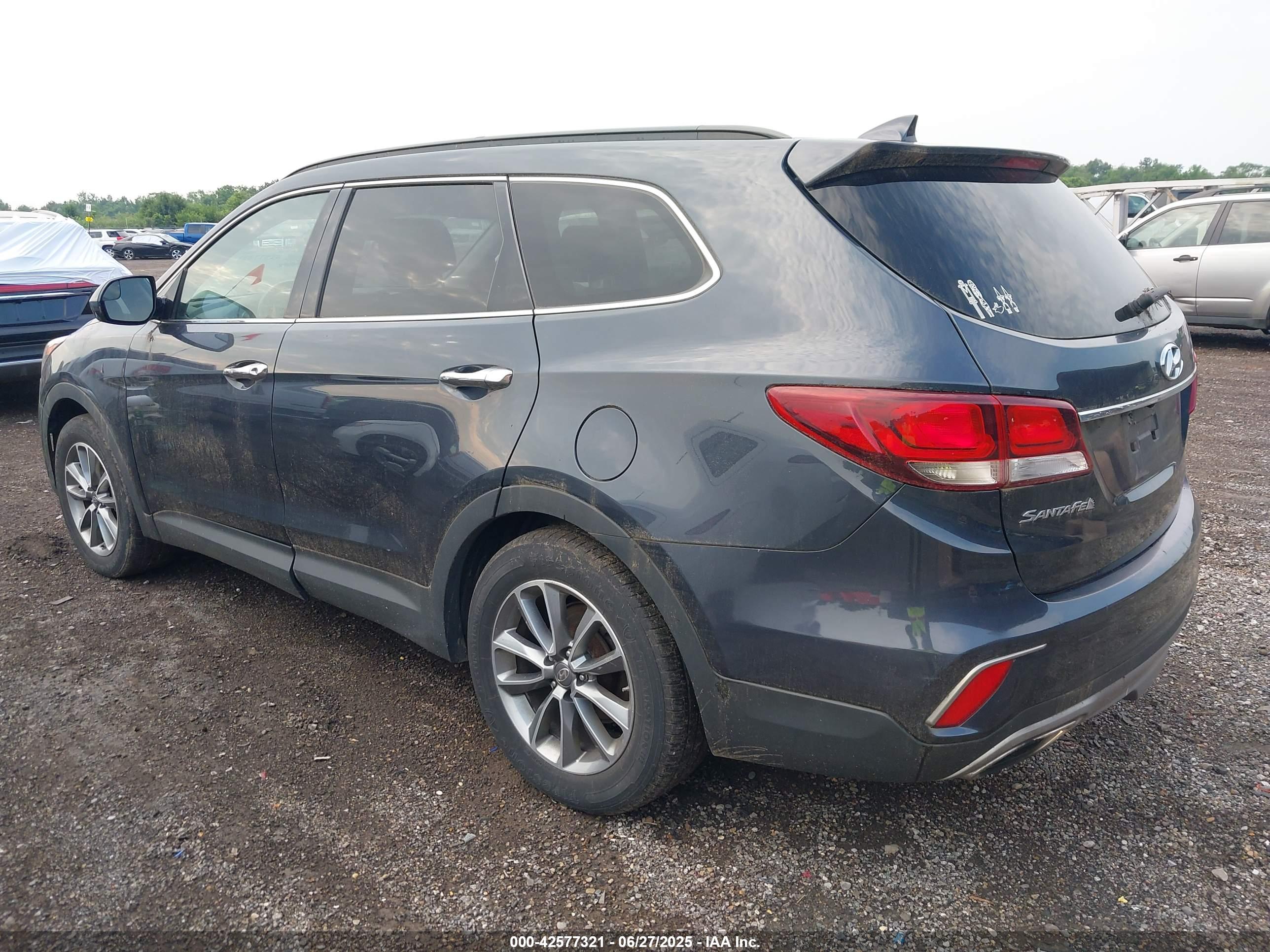 HYUNDAI SANTA image 3