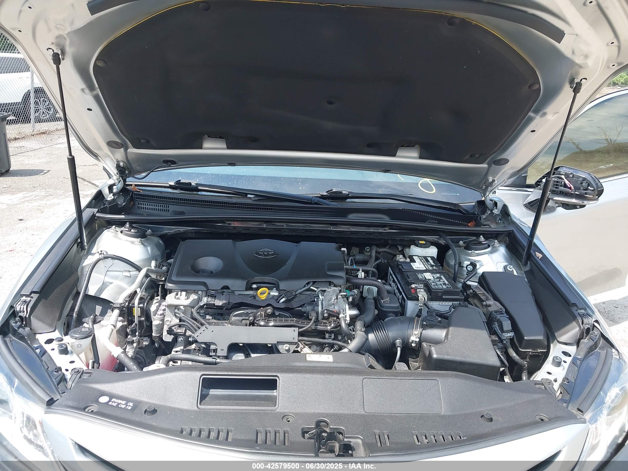 TOYOTA CAMRY image 10