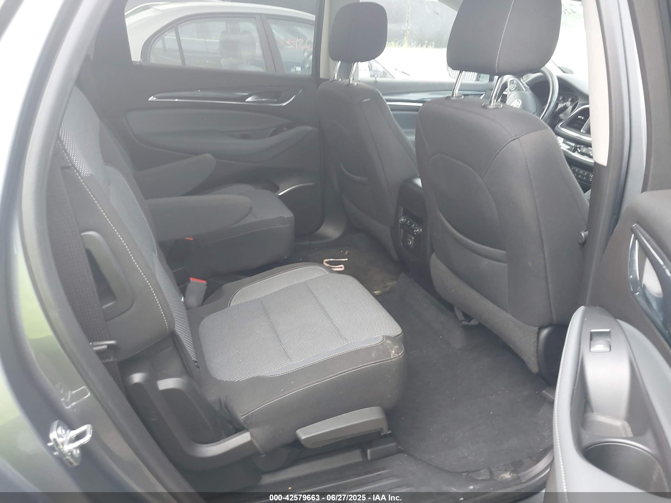 BUICK ENCLAVE image 8