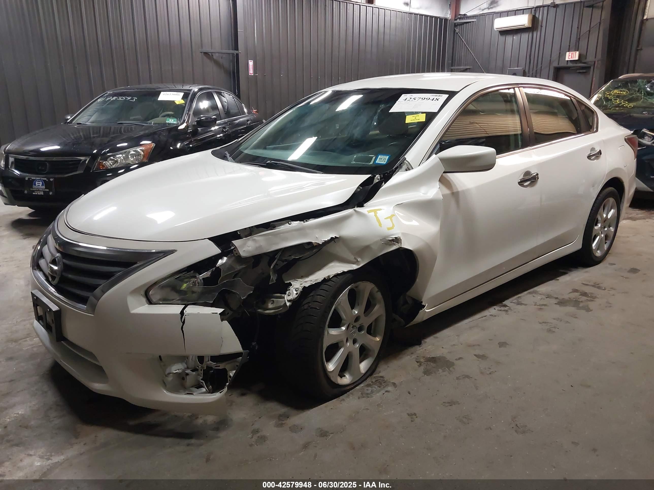 NISSAN ALTIMA image 6