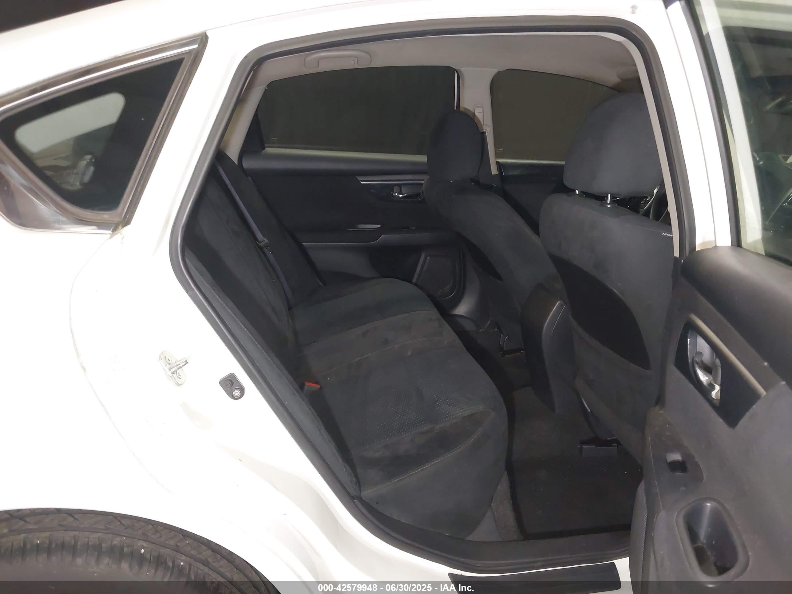 NISSAN ALTIMA image 8