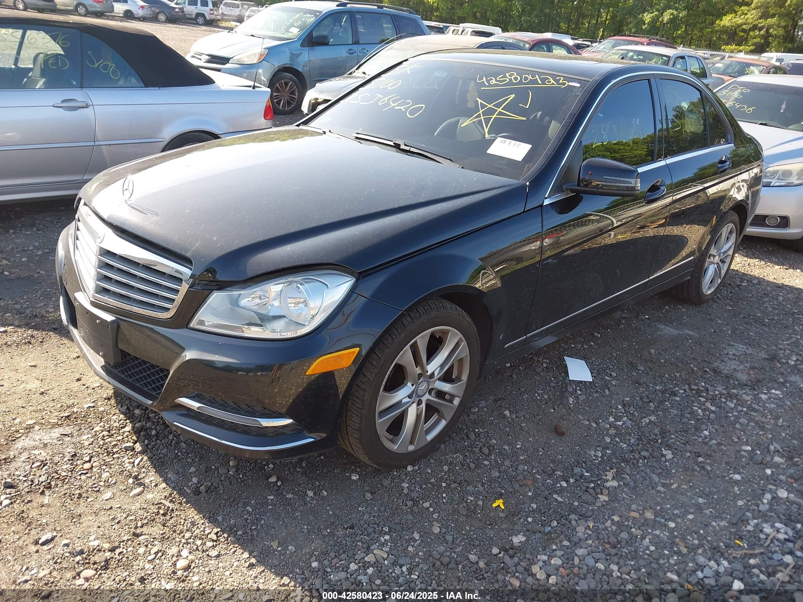MERCEDES-BENZ C image 2