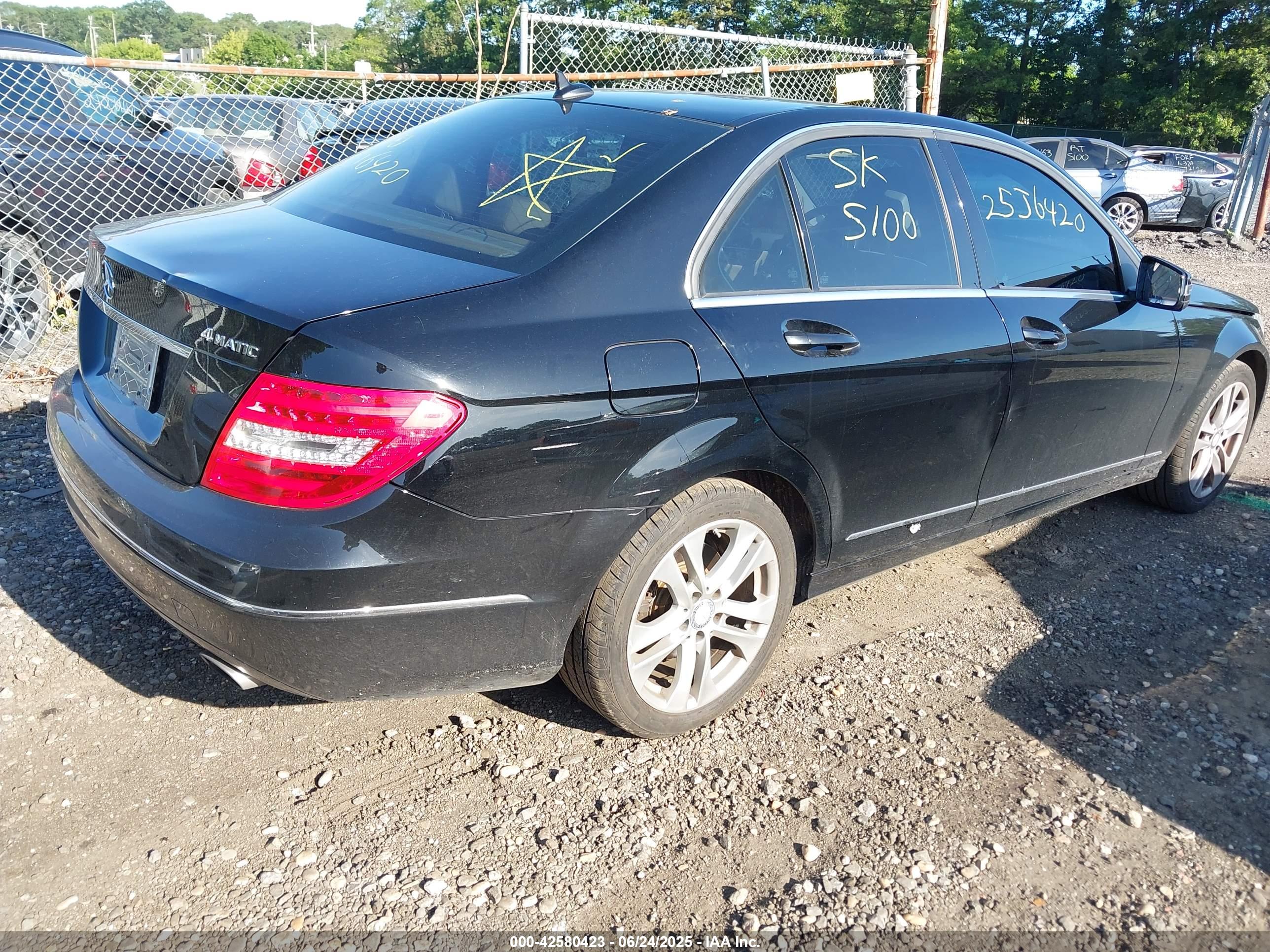 MERCEDES-BENZ C image 4