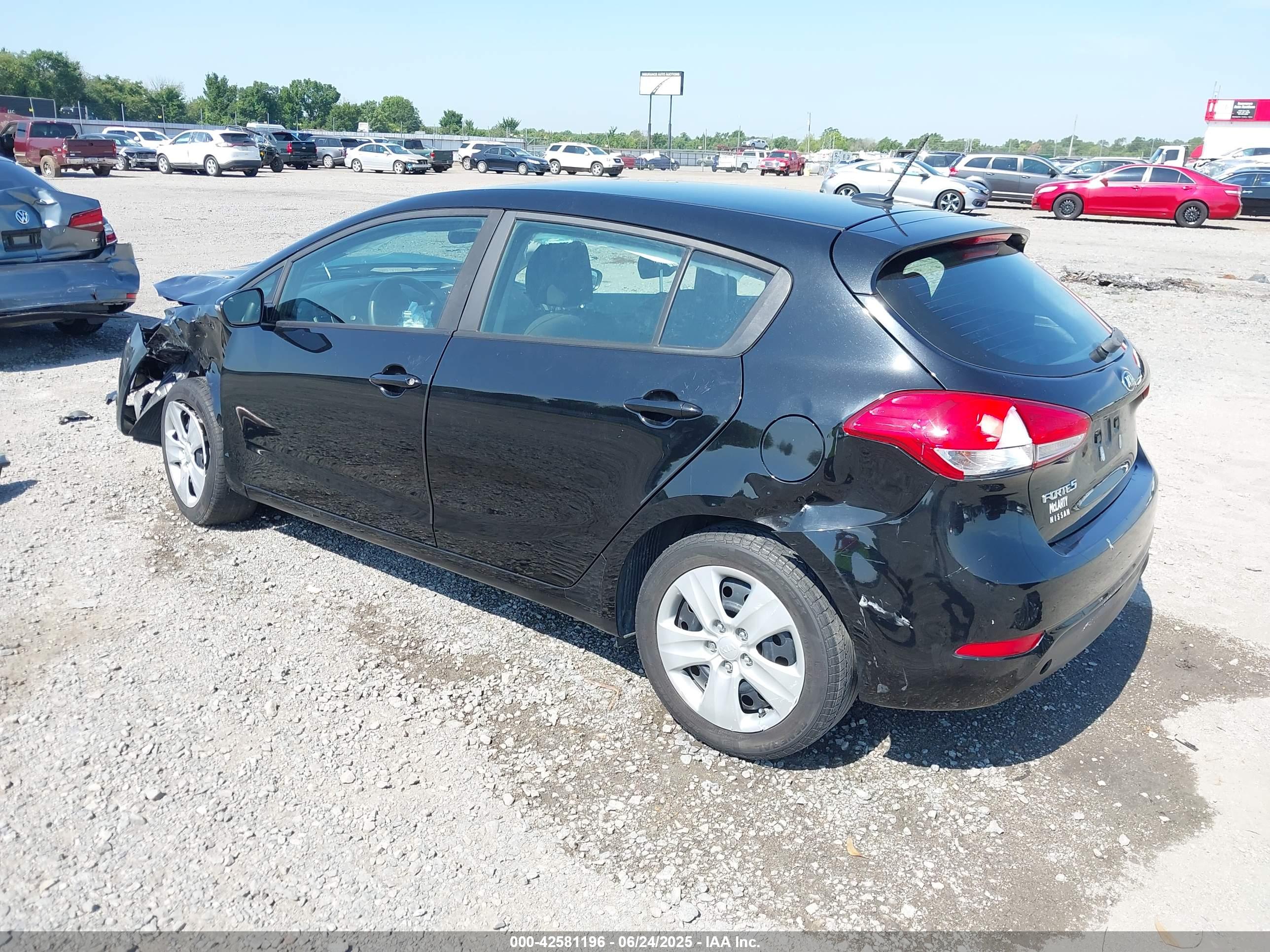 KIA FORTE image 3