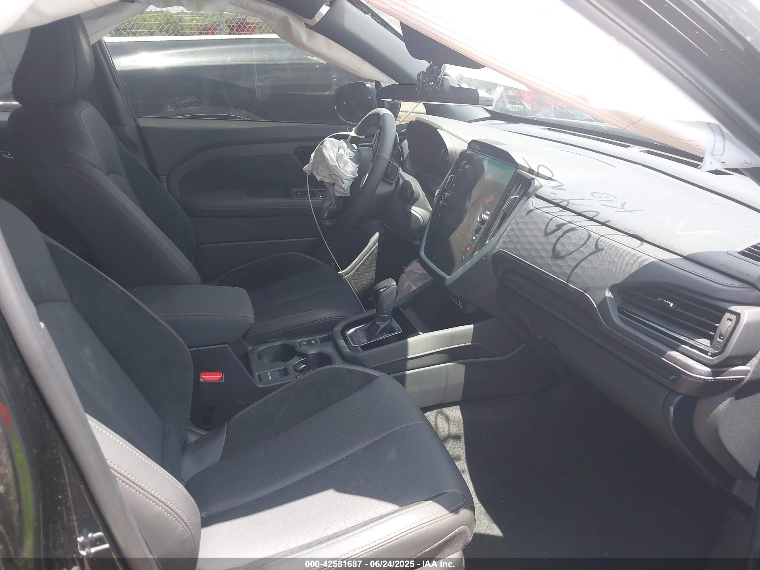 SUBARU FORESTER image 5