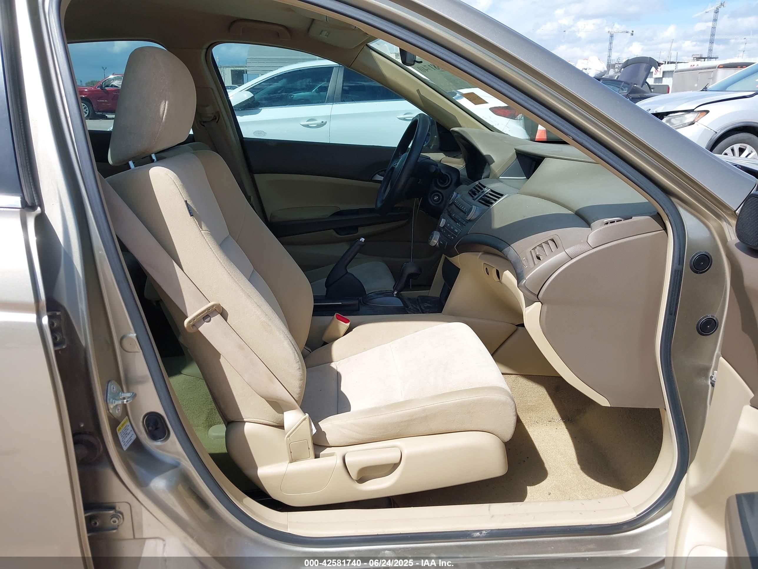 HONDA ACCORD image 5