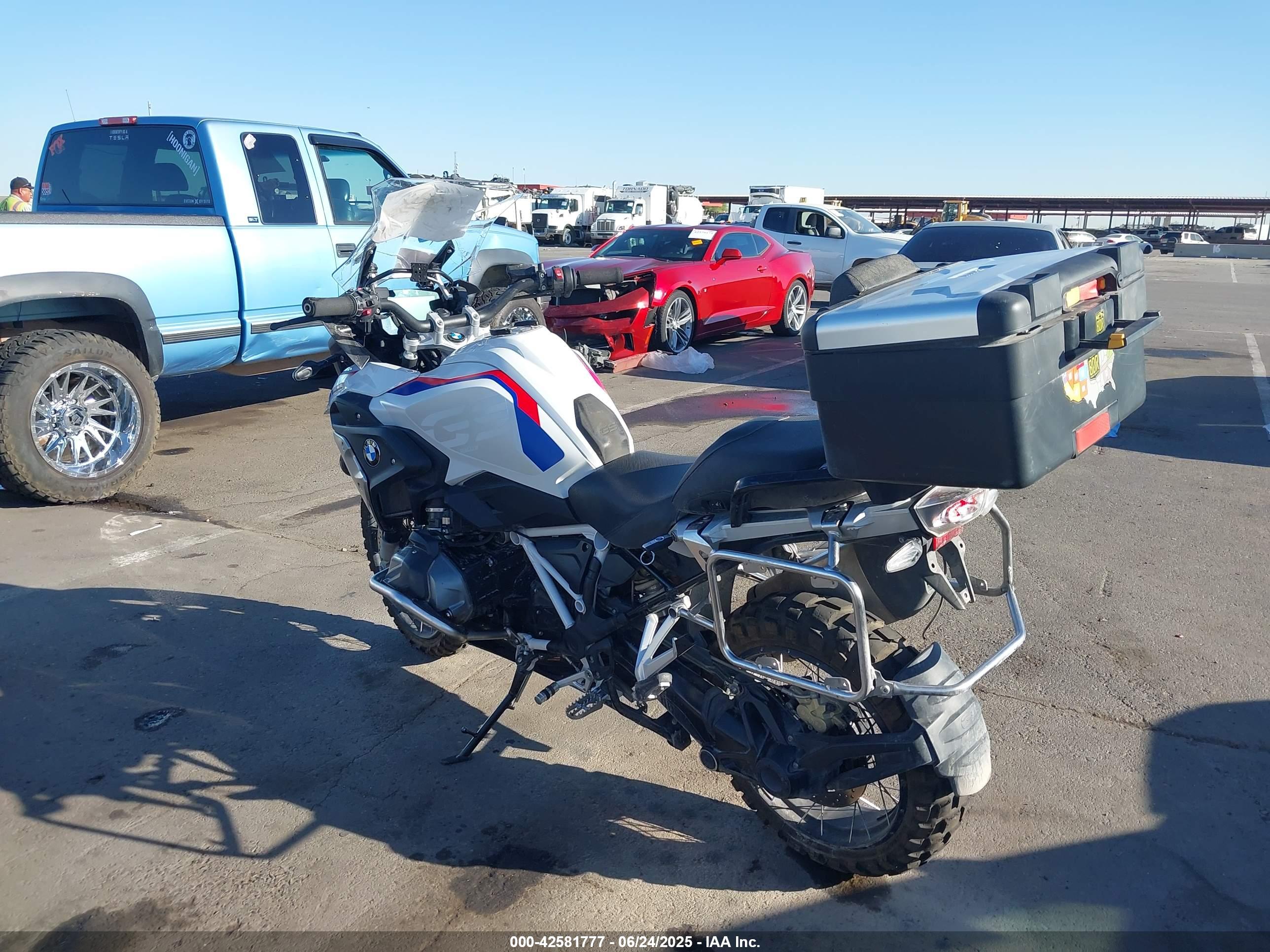BMW R image 3