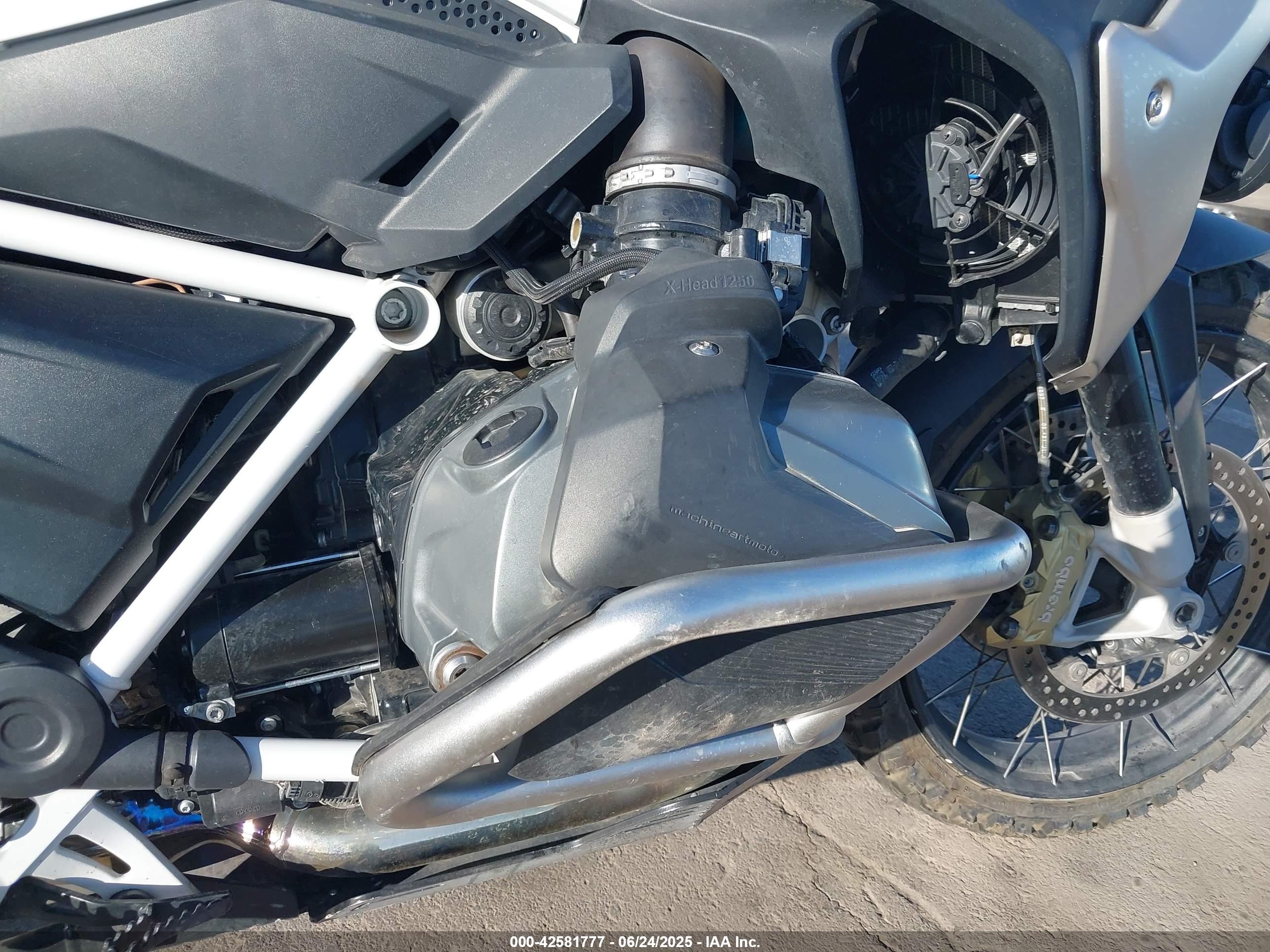 BMW R image 8