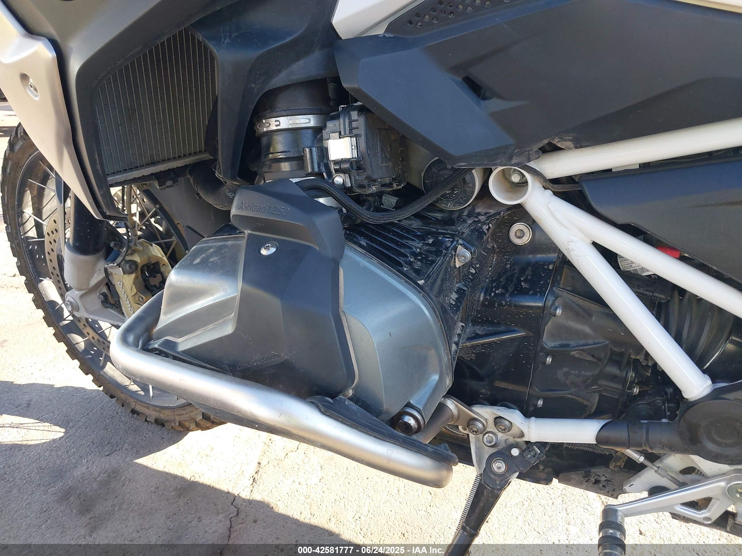 BMW R image 9
