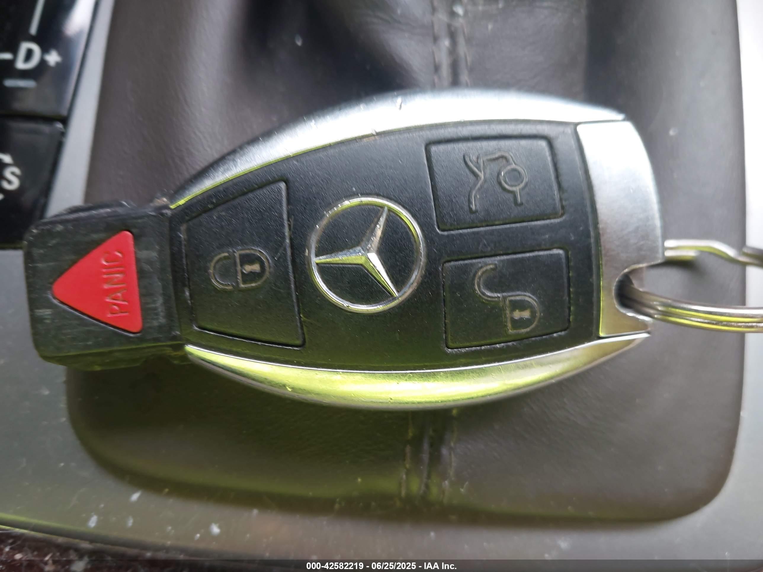 MERCEDES-BENZ C image 11