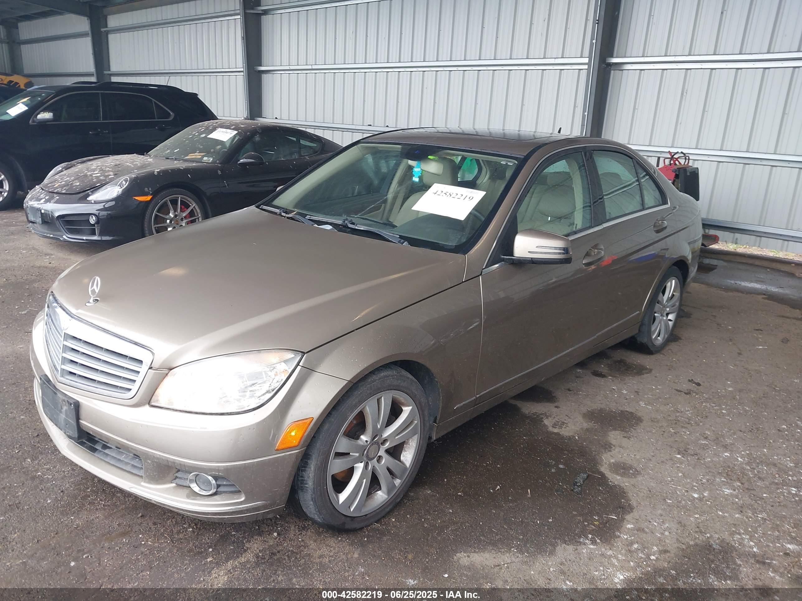 MERCEDES-BENZ C image 2