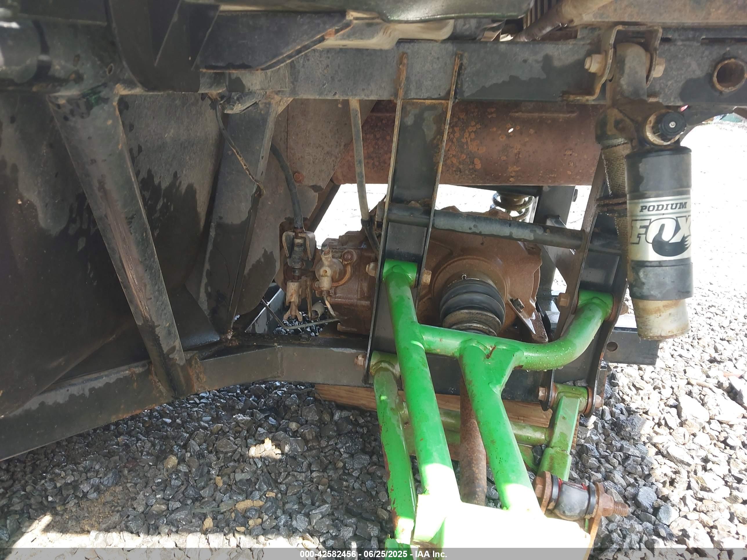 KAWASAKI KRT800 image 9