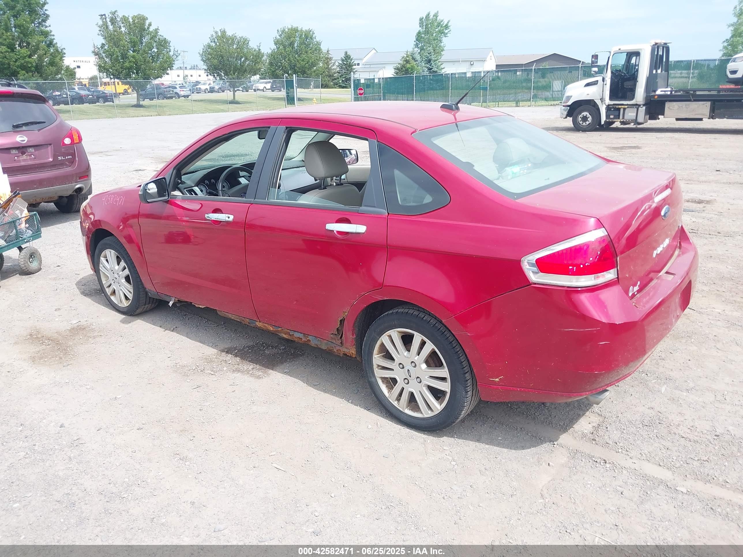 FORD FOCUS image 3