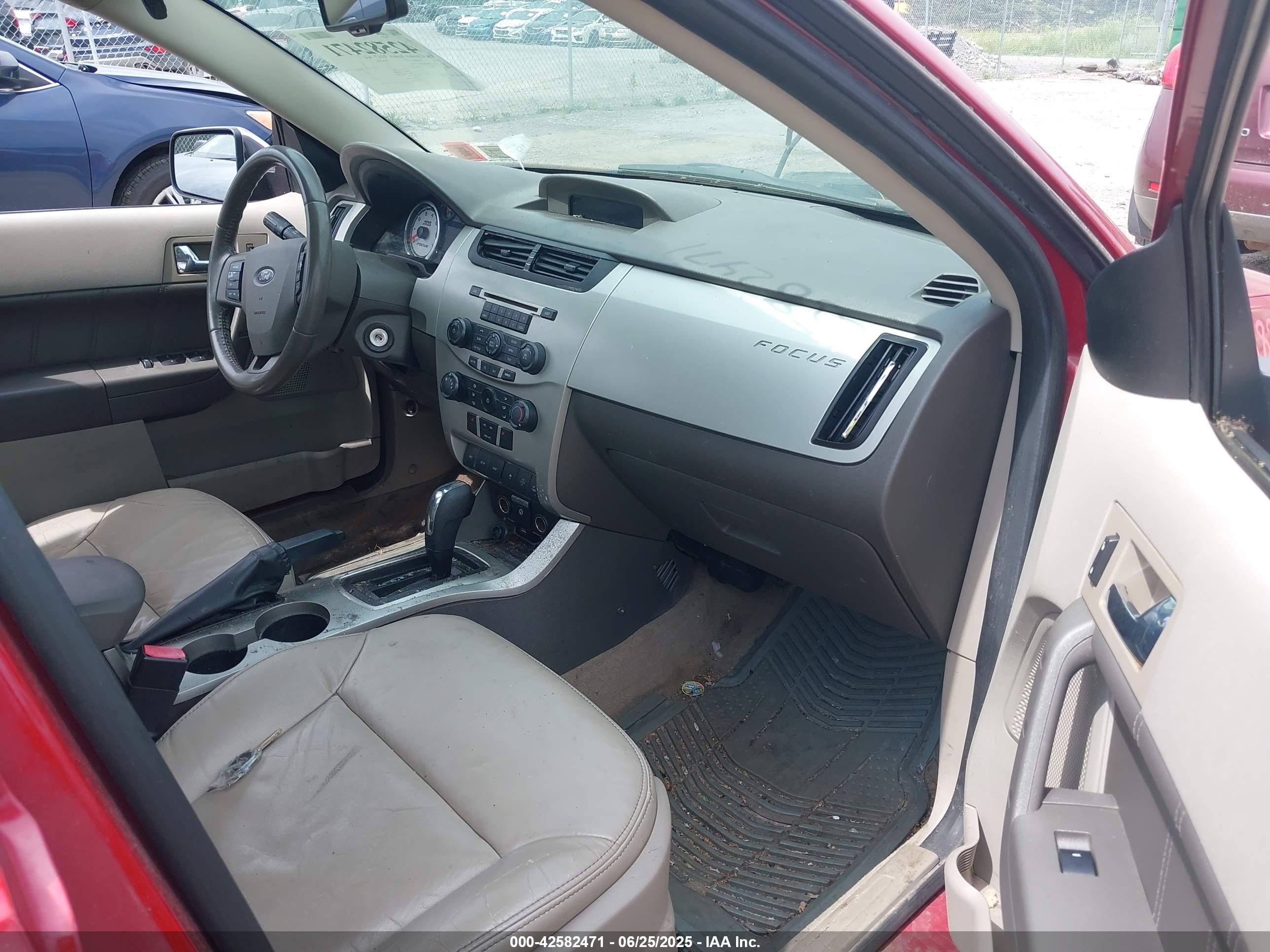 FORD FOCUS image 5
