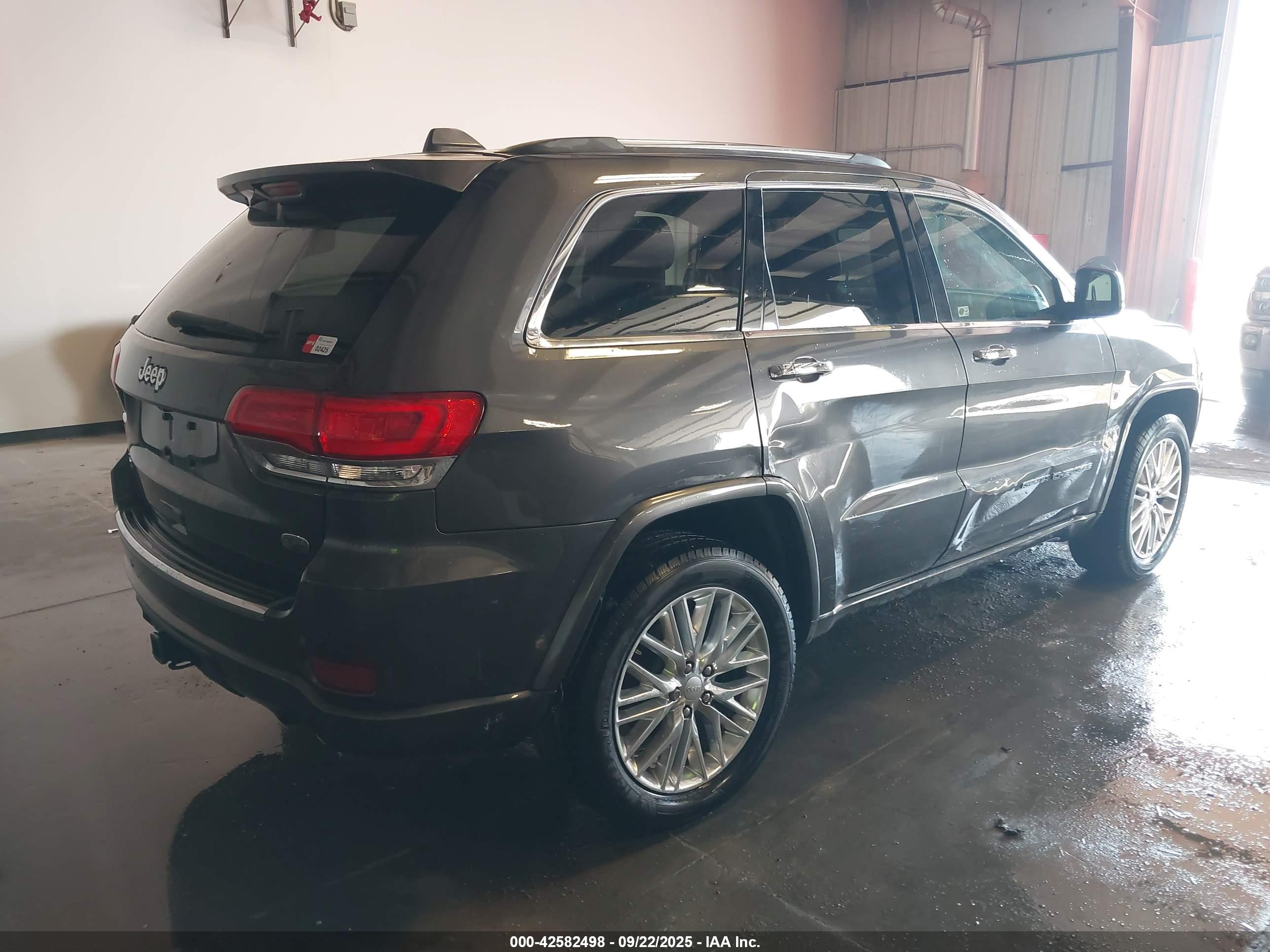 JEEP GRAND image 4