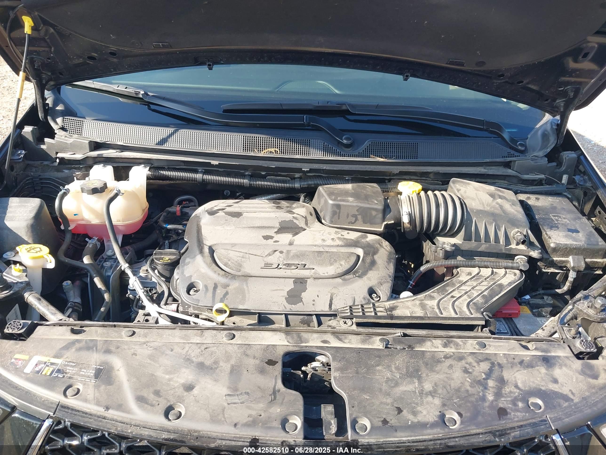 CHRYSLER PACIFICA image 10