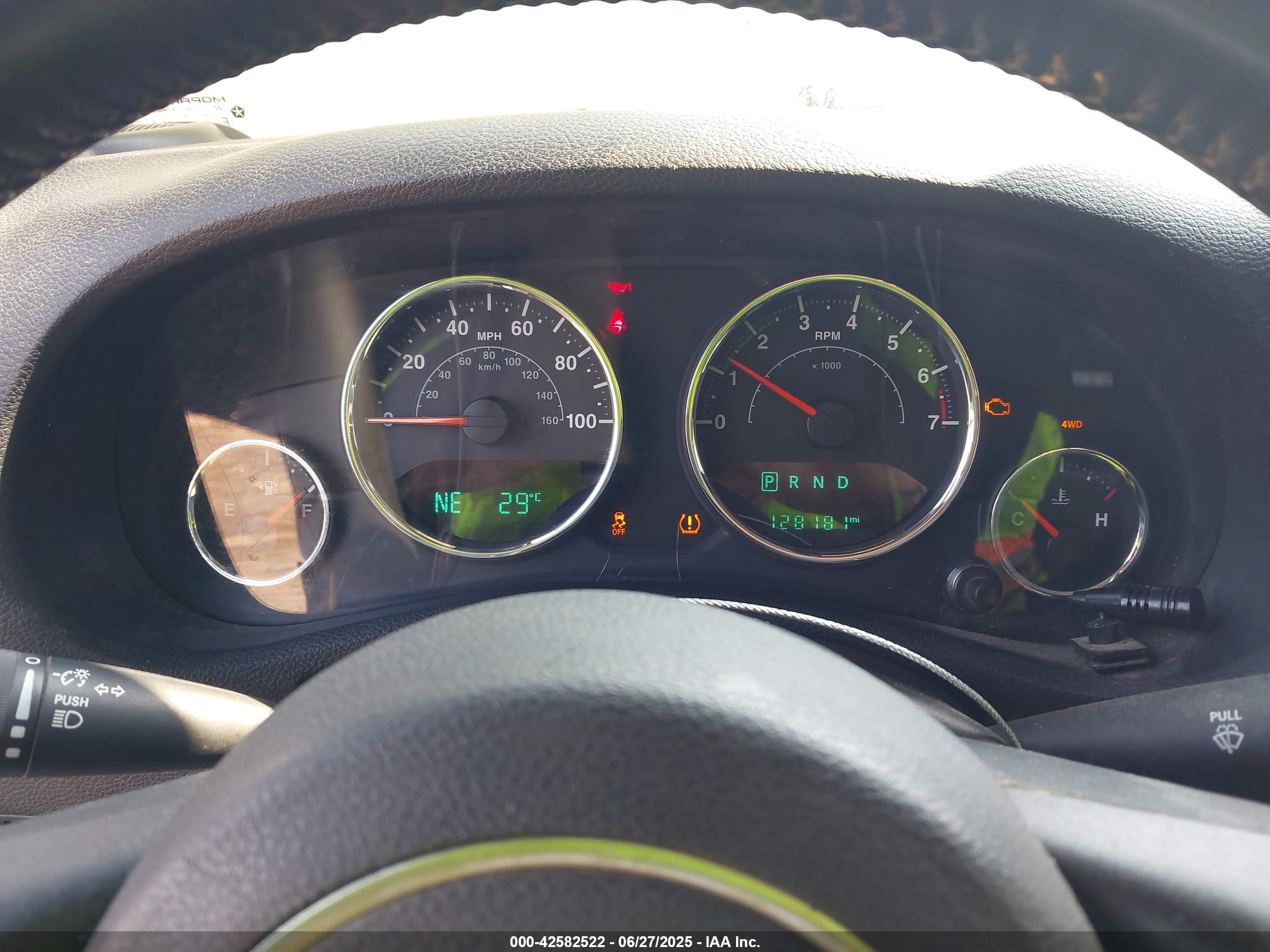 JEEP WRANGLER image 7