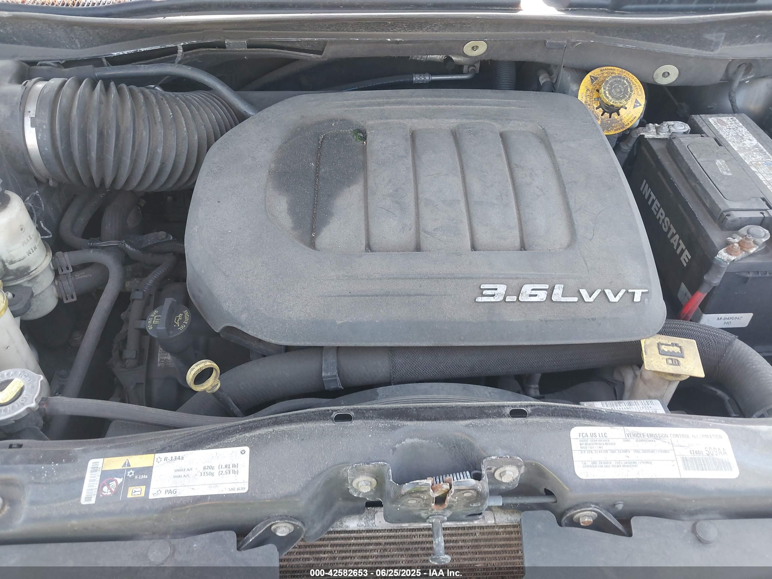 CHRYSLER TOWN image 10