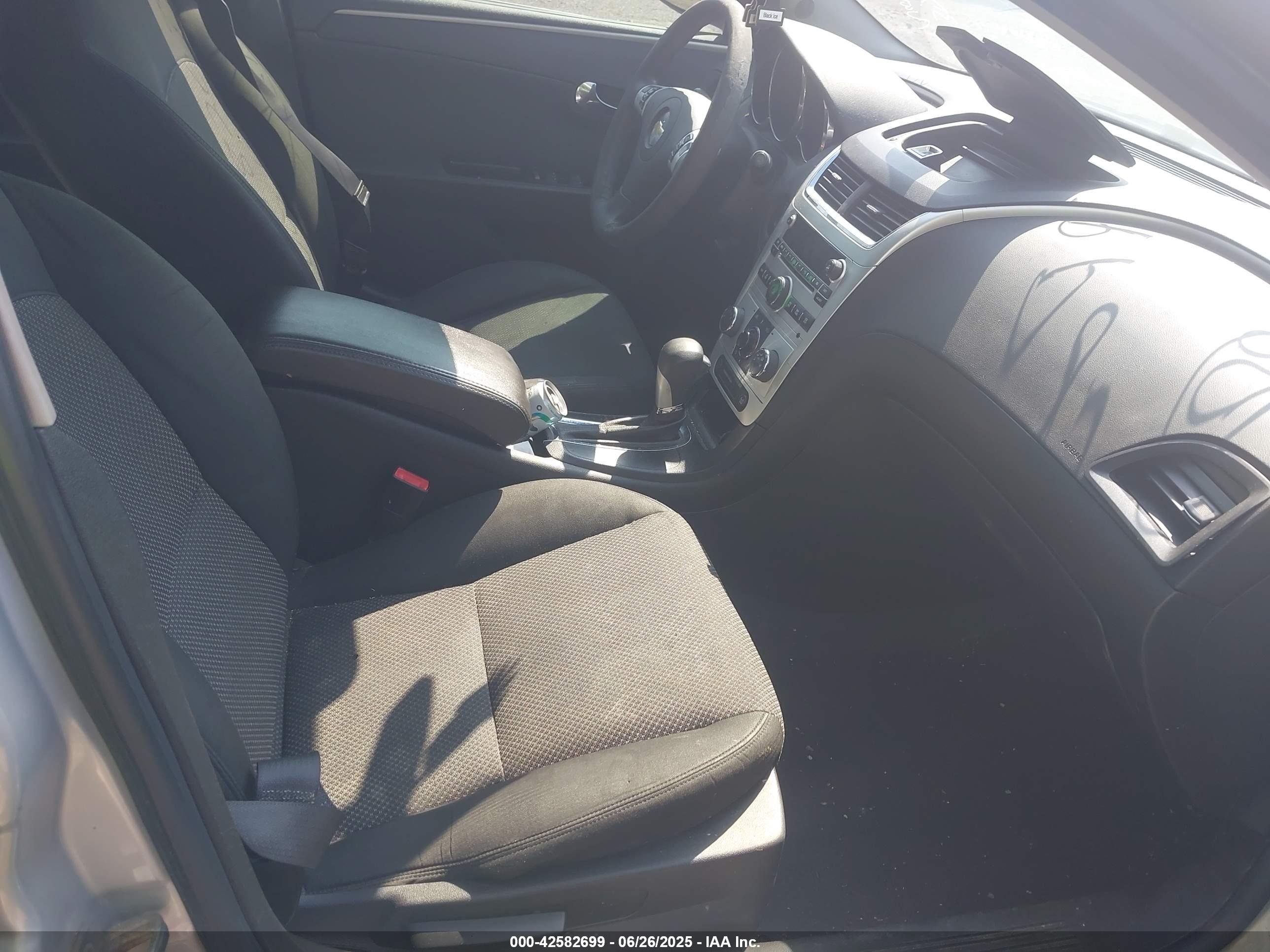 CHEVROLET MALIBU image 5