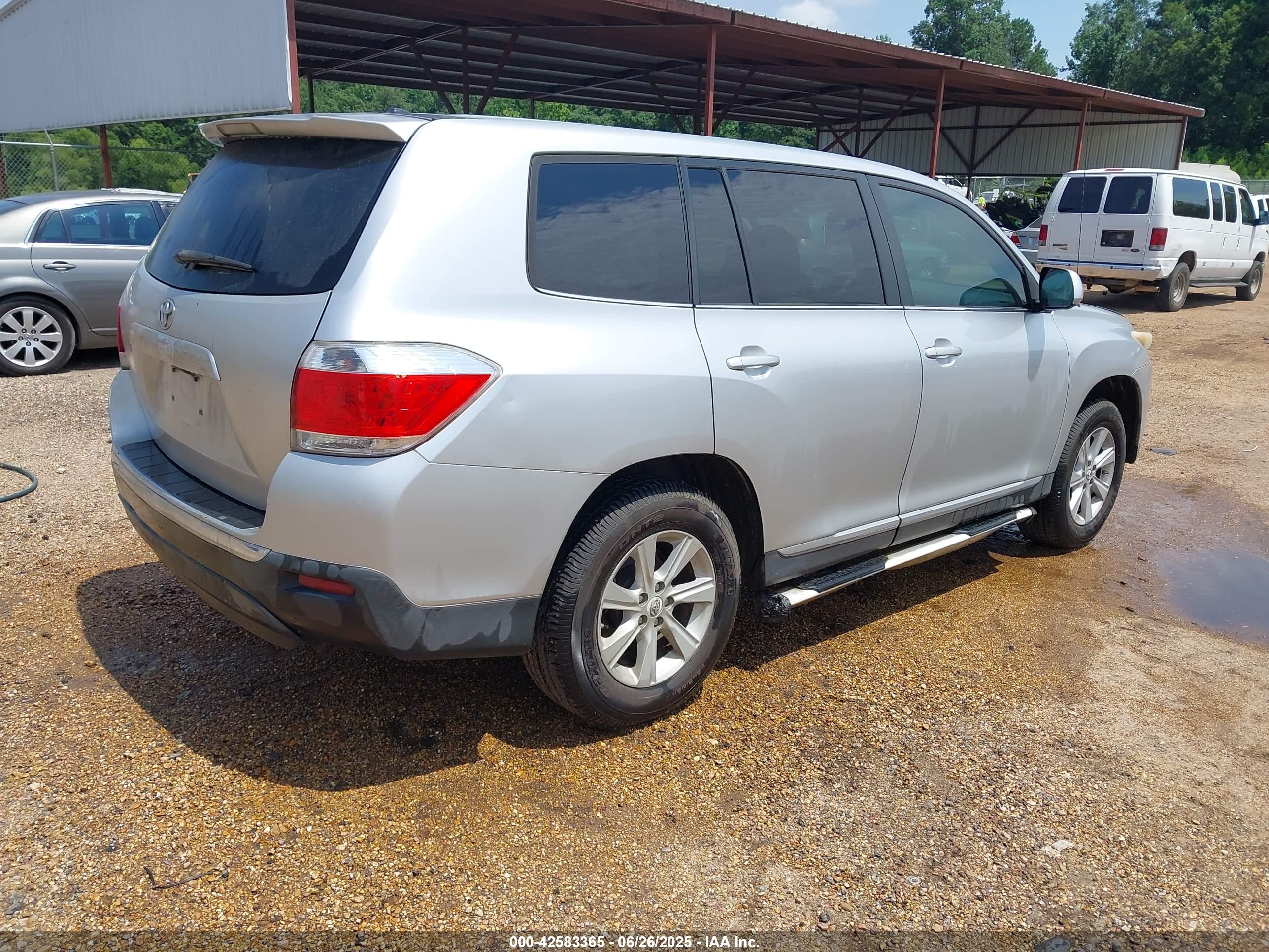 TOYOTA HIGHLANDER image 4