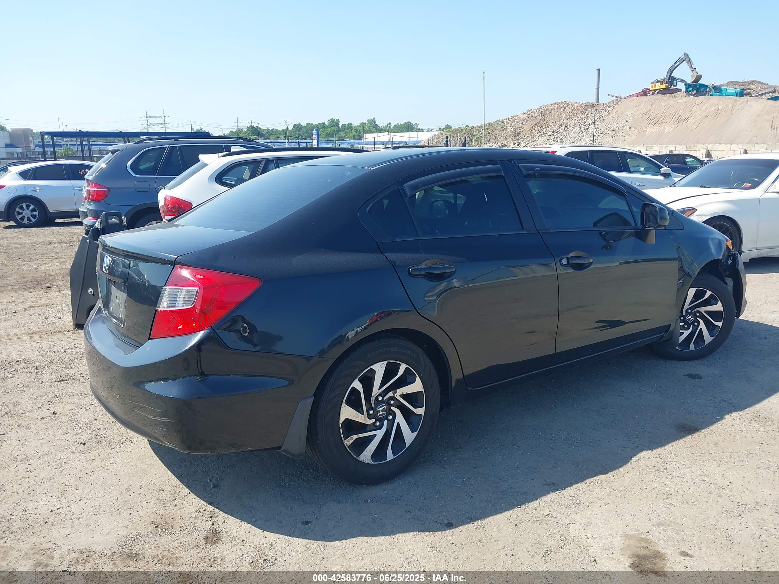 HONDA CIVIC image 4