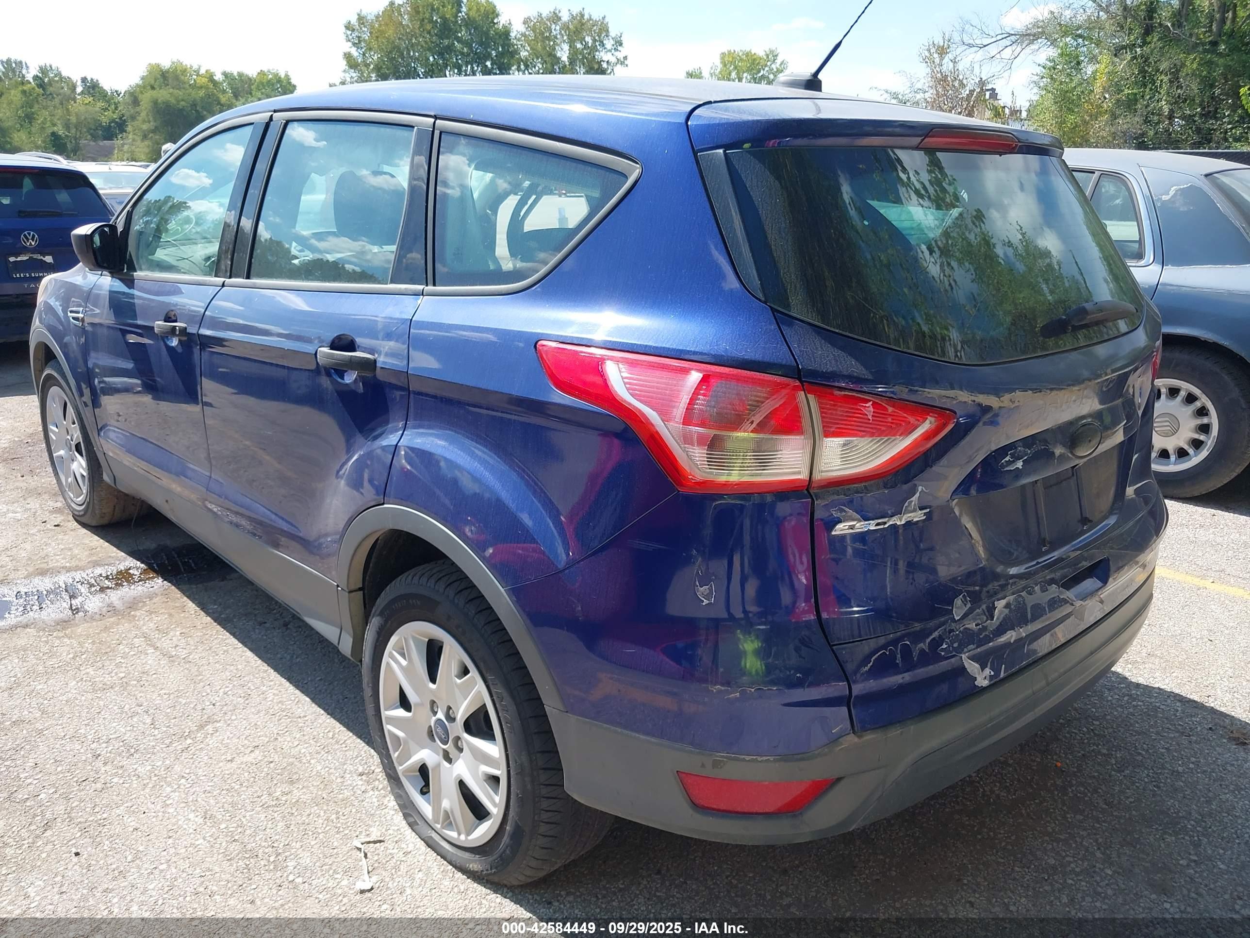 FORD ESCAPE image 3