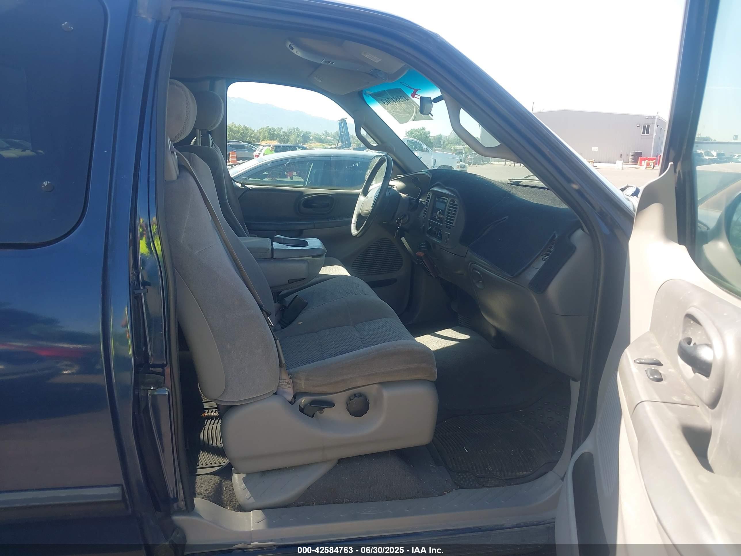 FORD F150 image 5