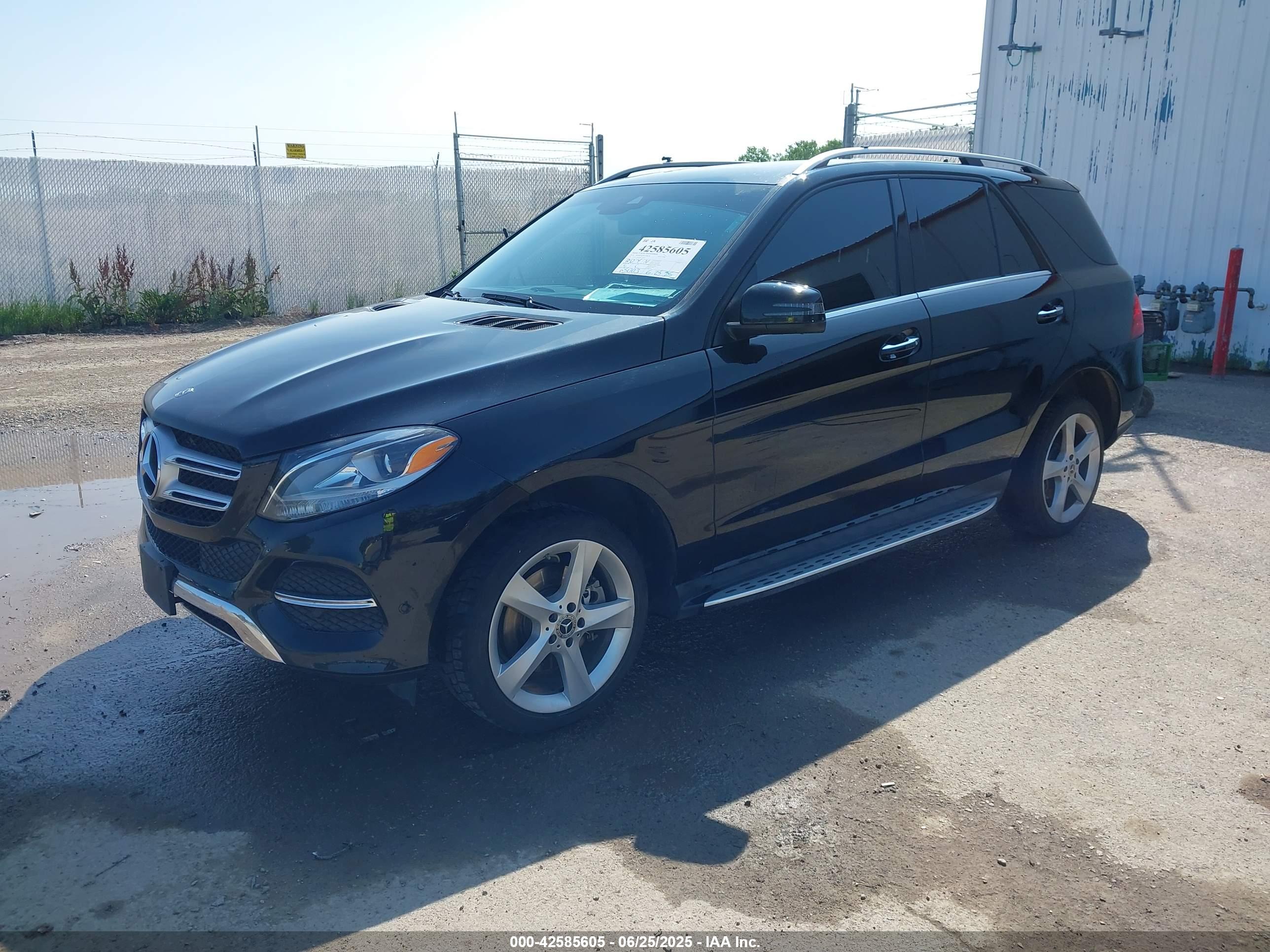 MERCEDES-BENZ GLE image 2