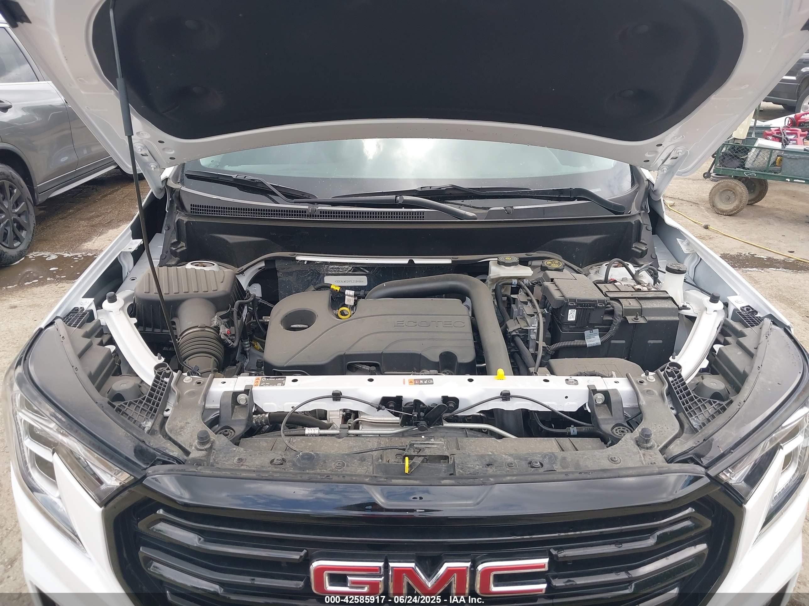 GMC TERRAIN image 10
