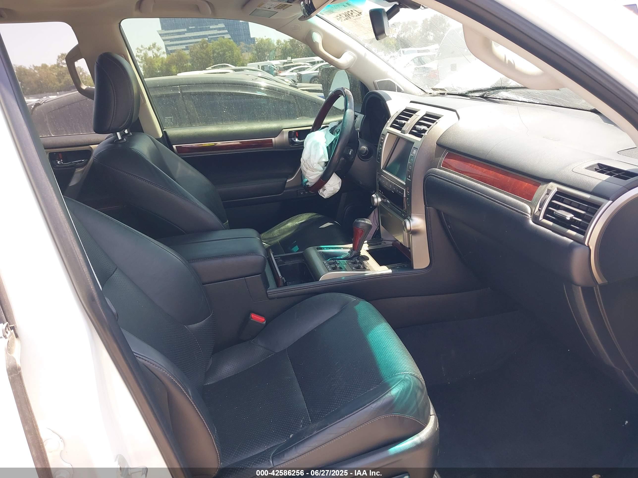 LEXUS GX image 5