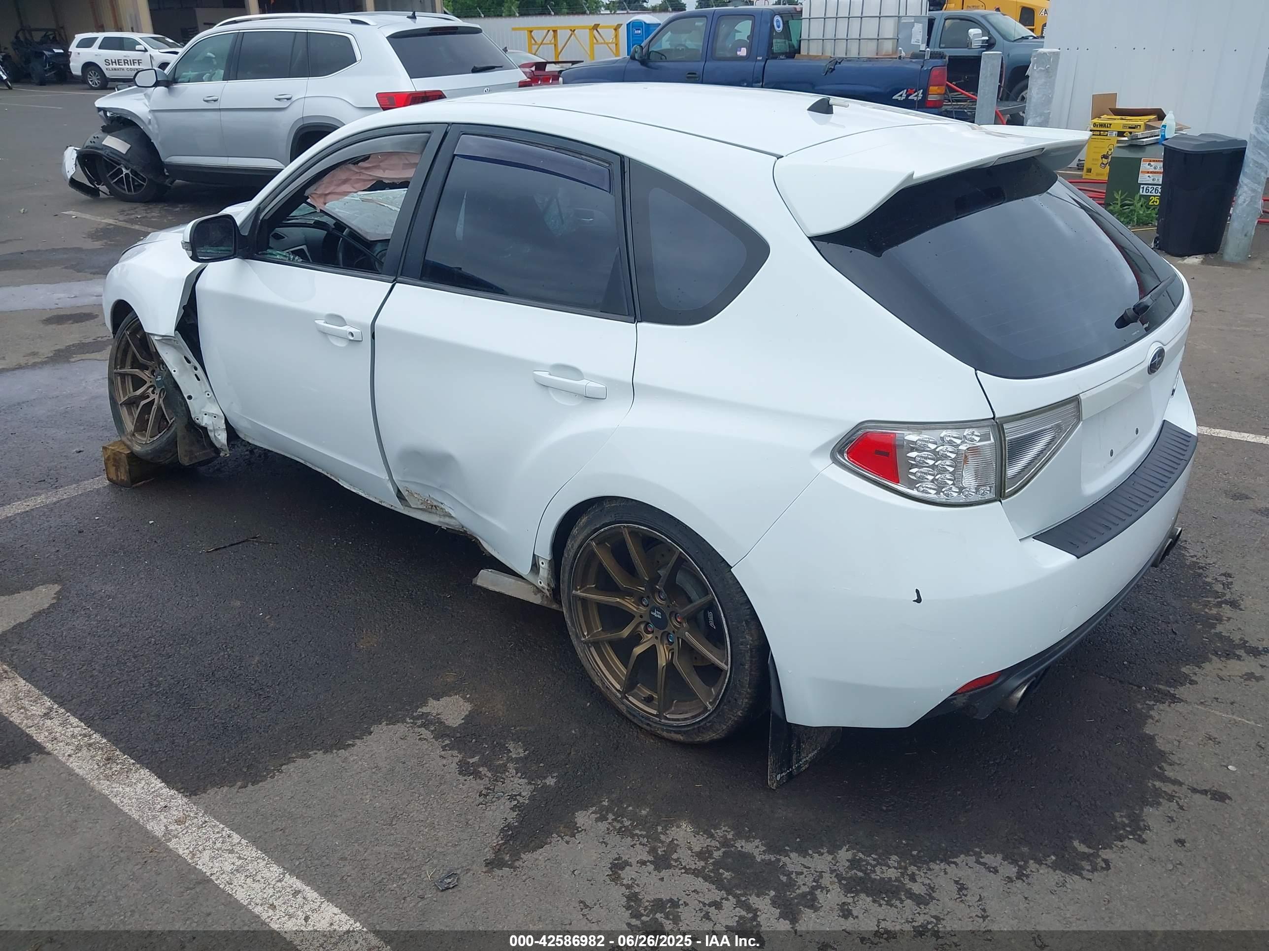 SUBARU IMPREZA image 3