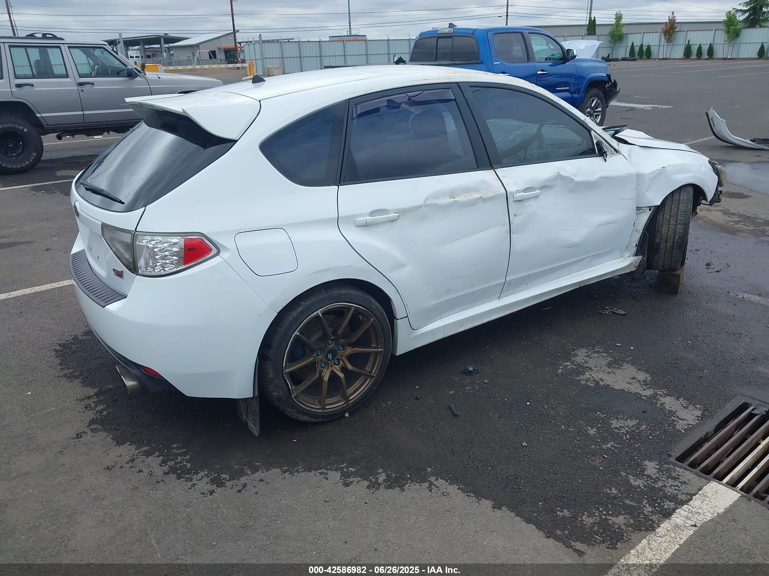 SUBARU IMPREZA image 4