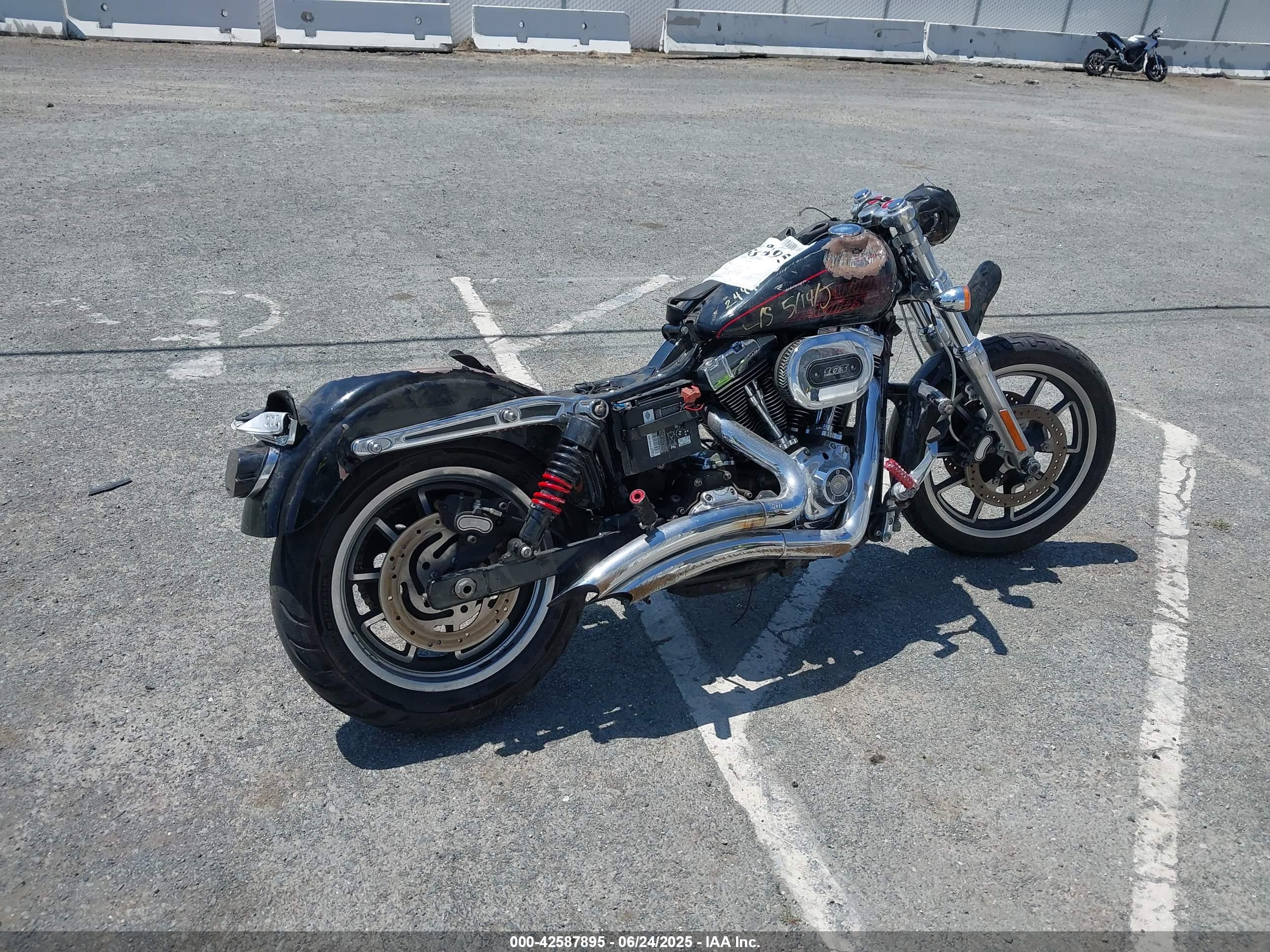 HARLEY-DAVIDSON FXDL image 4