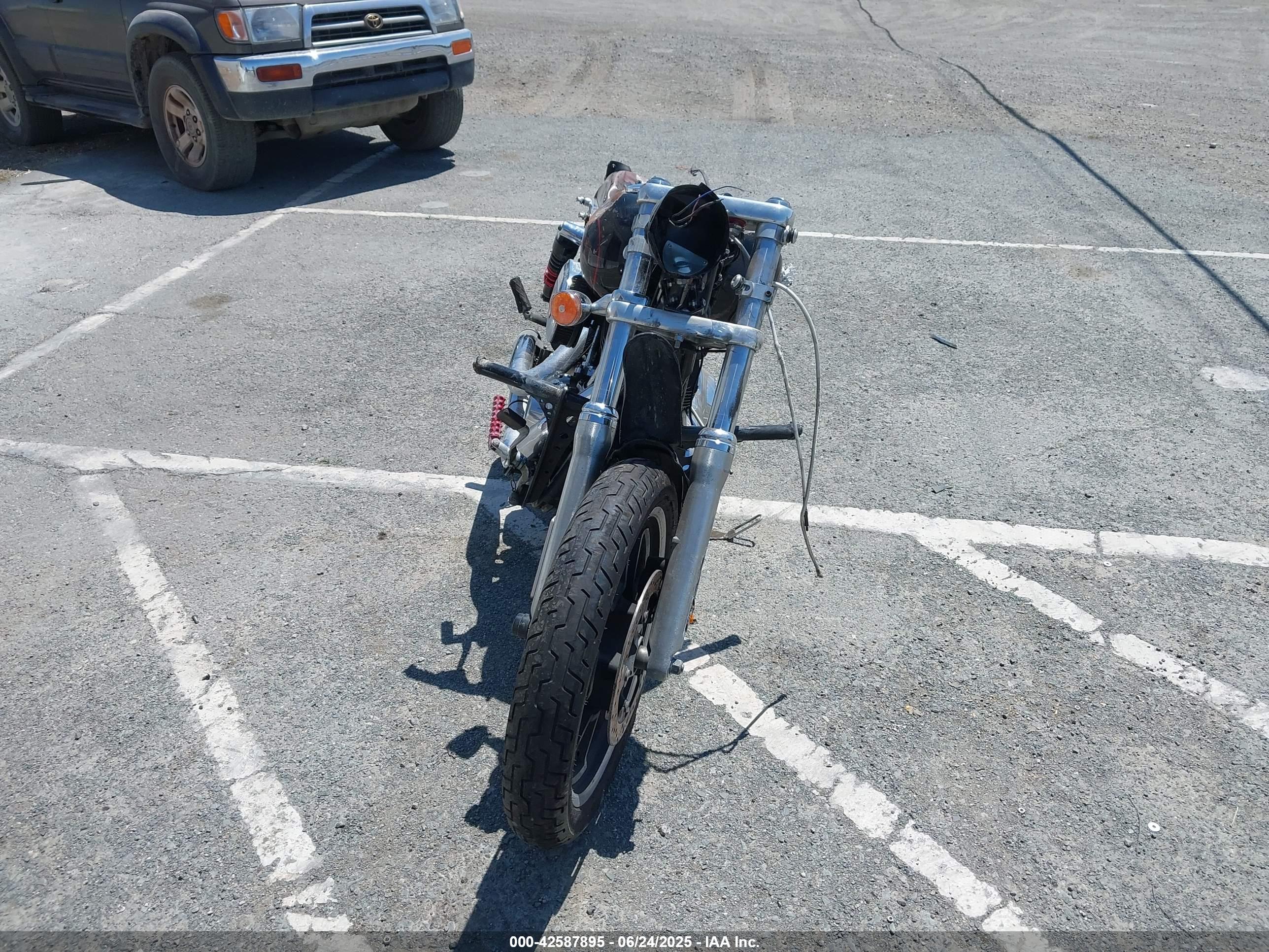 HARLEY-DAVIDSON FXDL image 5